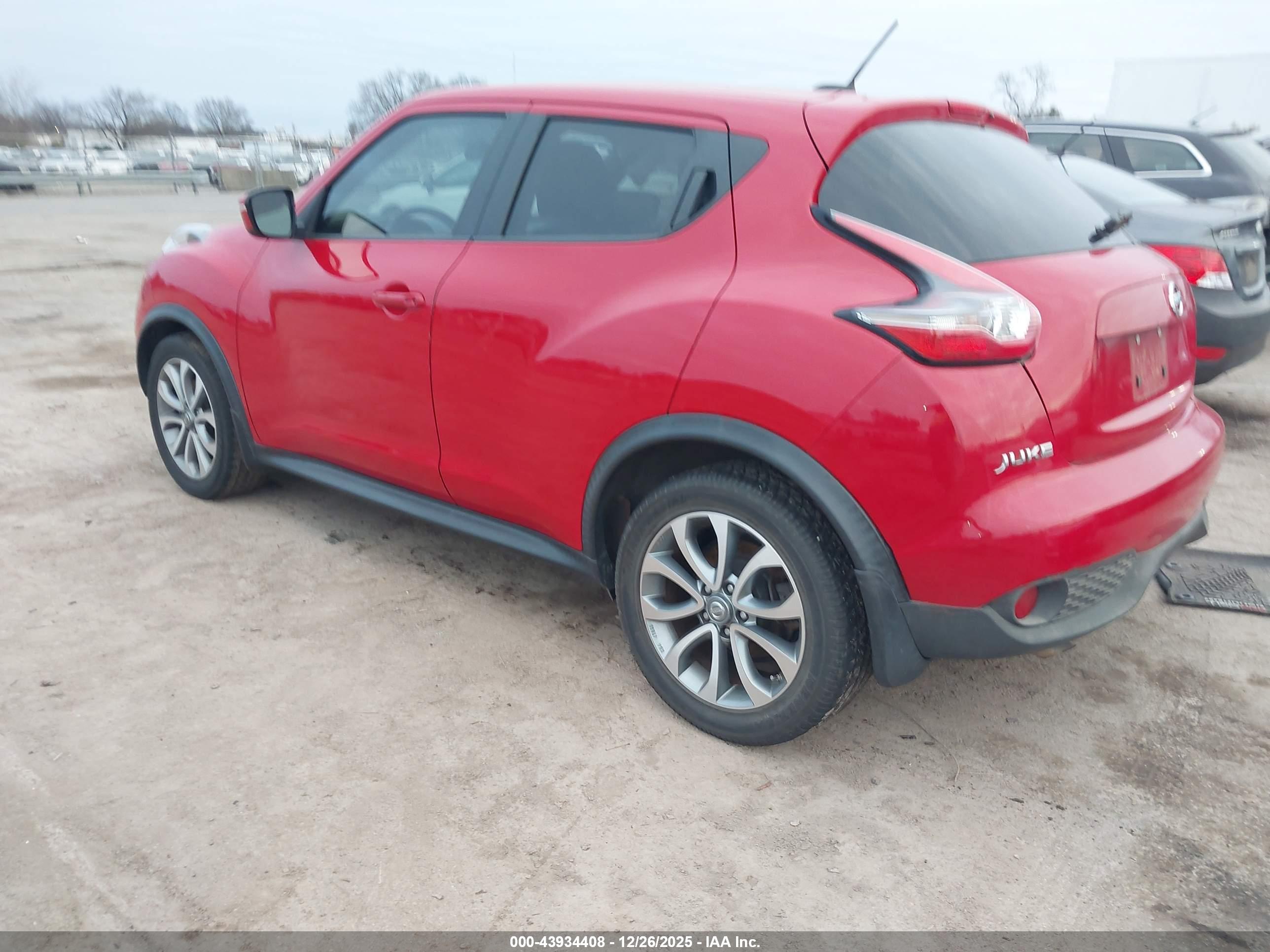 NISSAN JUKE image 3