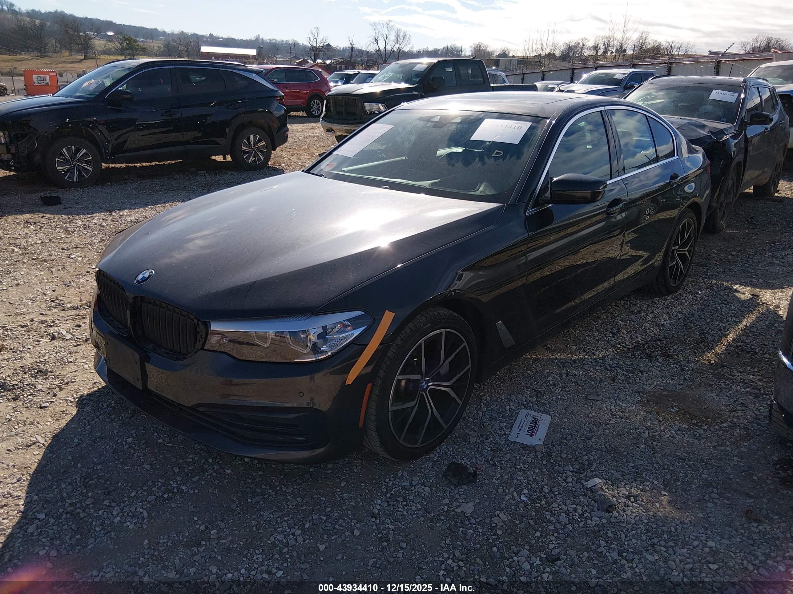 BMW 530I image 2