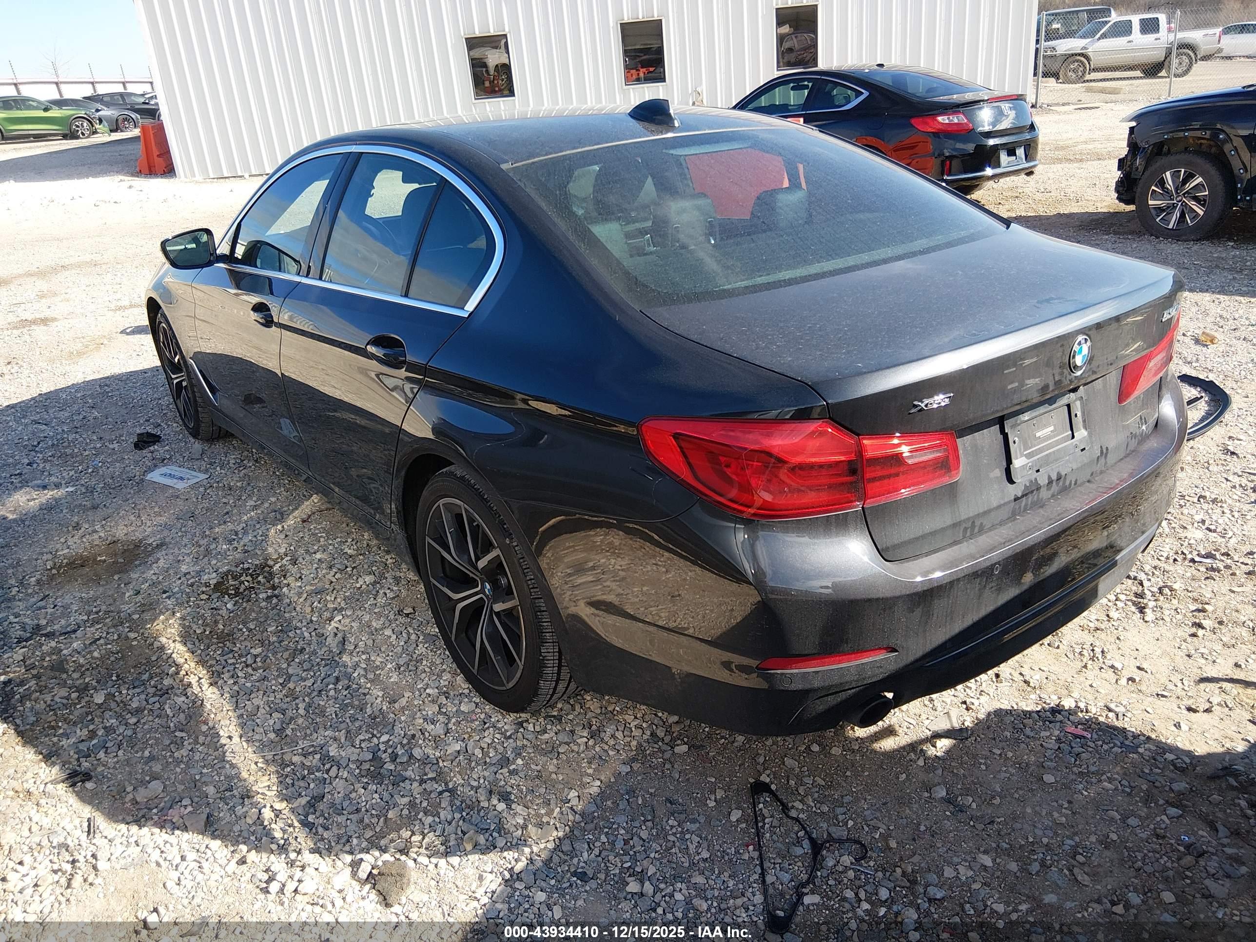 BMW 530I image 3