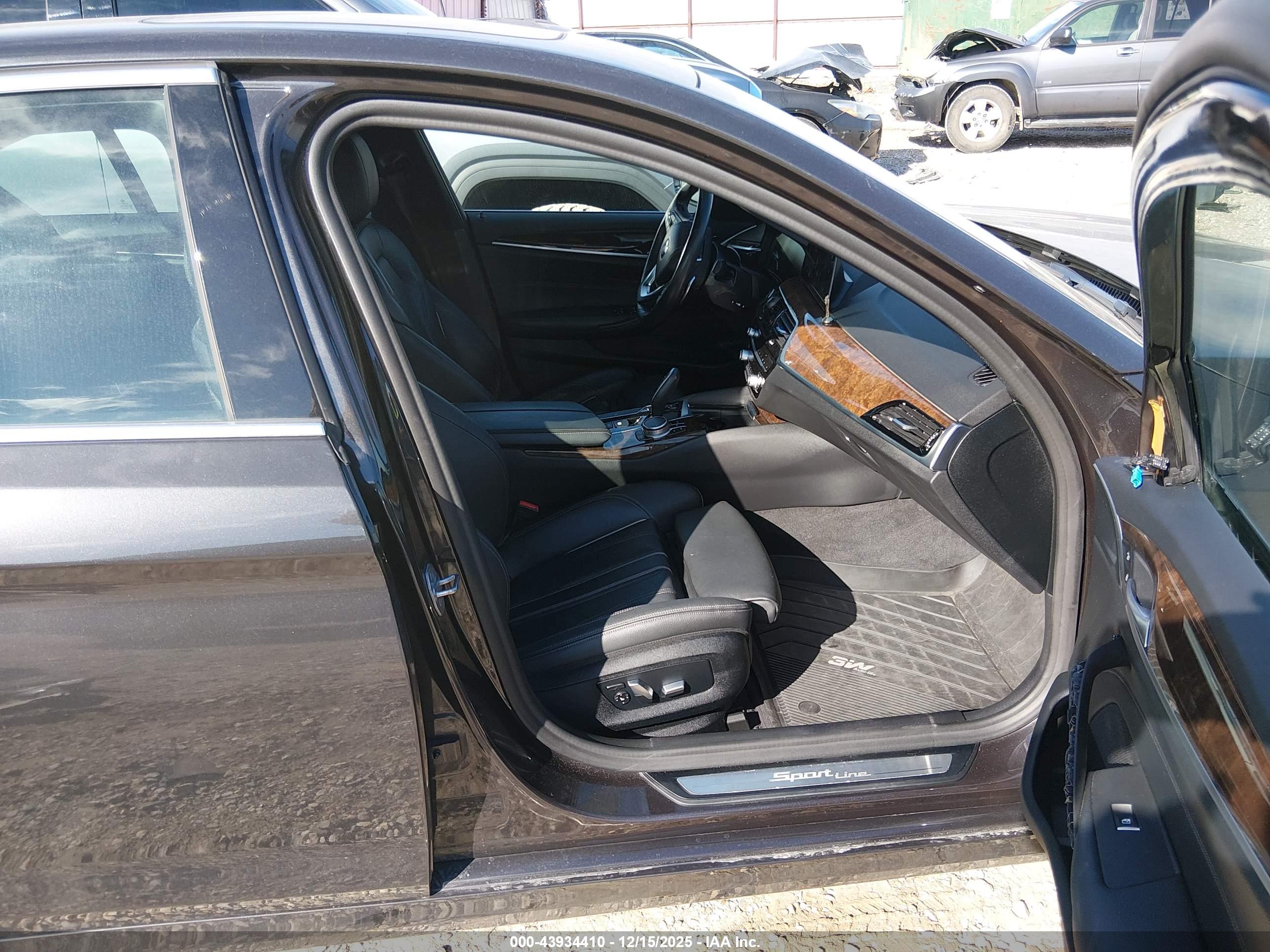 BMW 530I image 5