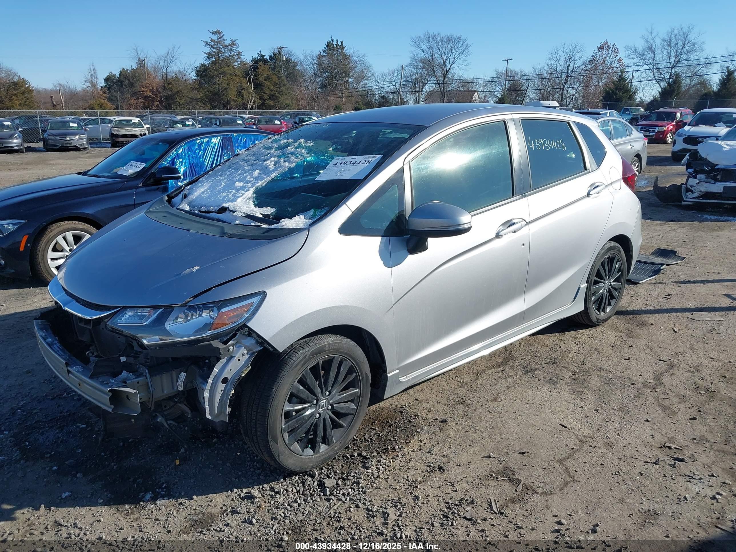 HONDA FIT image 2