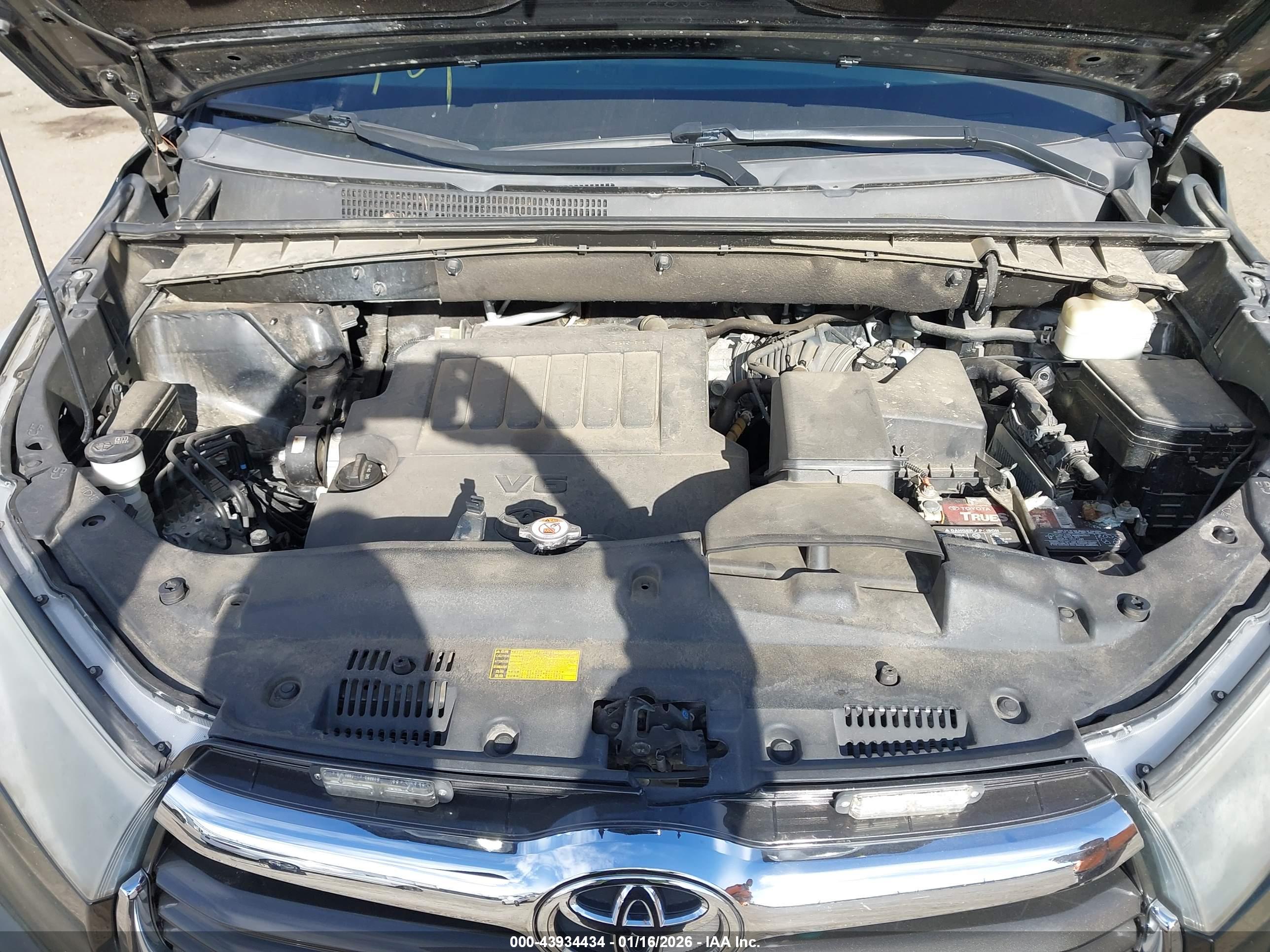 TOYOTA HIGHLANDER image 10