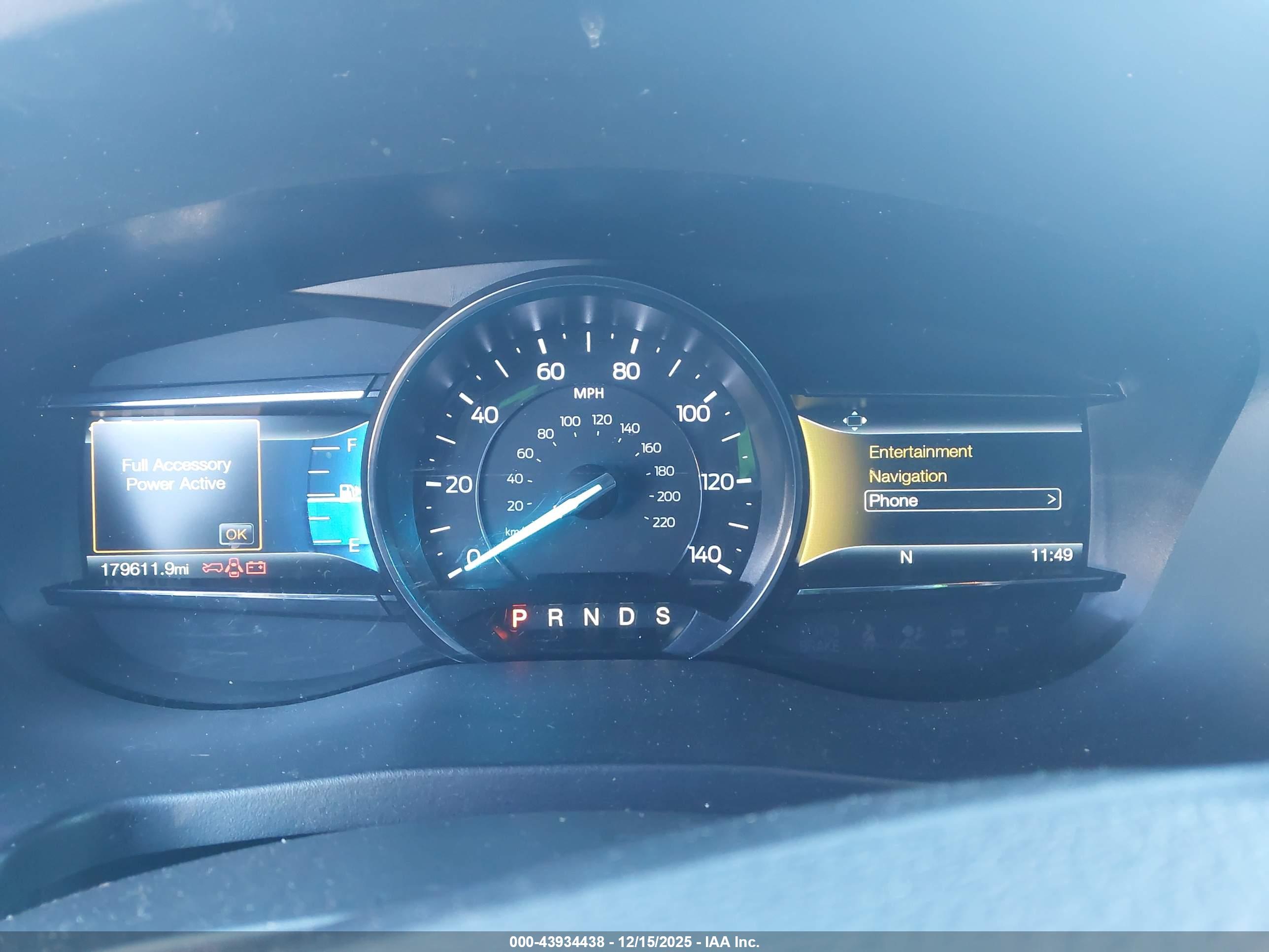 FORD EXPLORER image 7