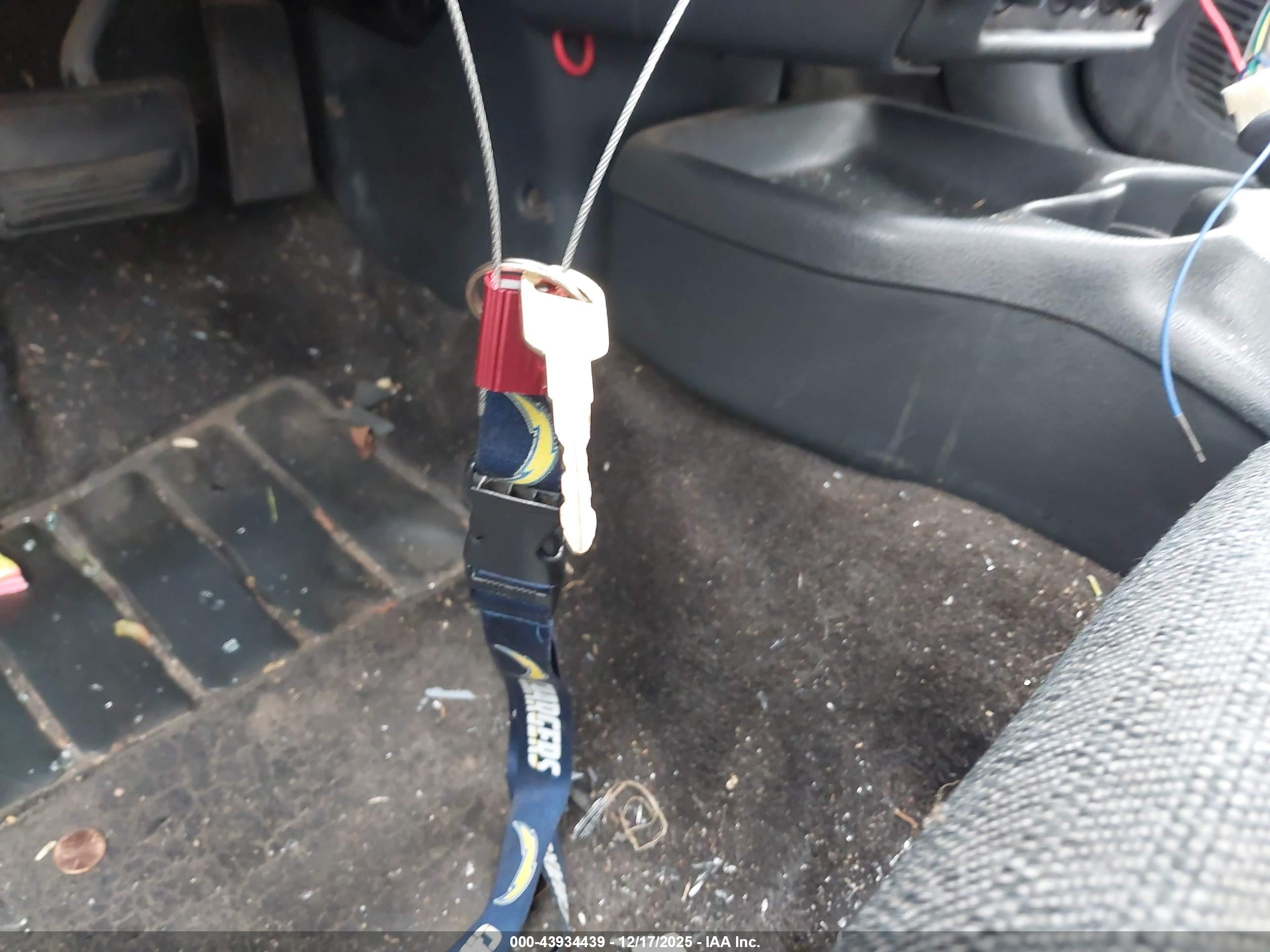 CHEVROLET CAVALIER image 11