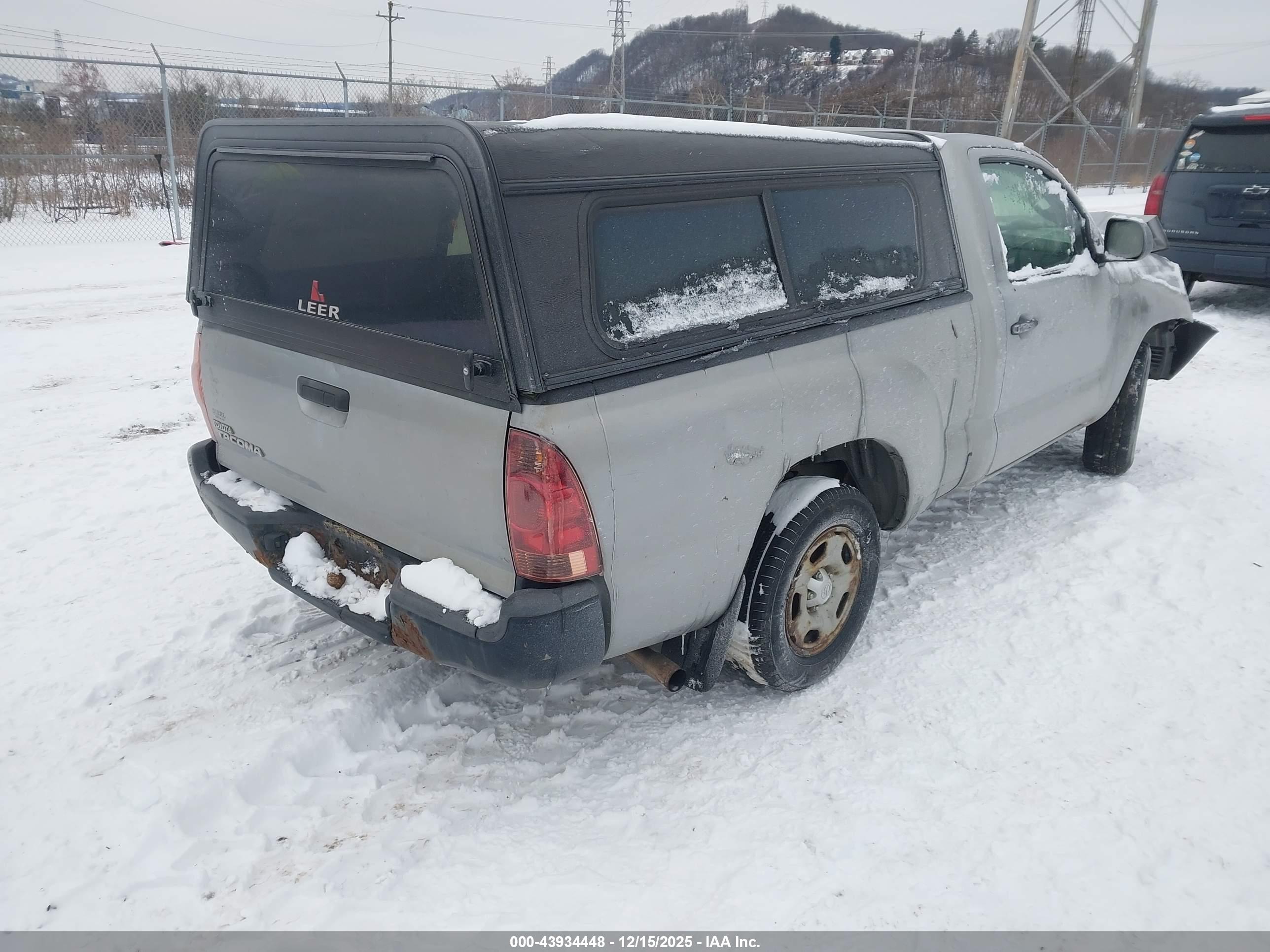 TOYOTA TACOMA image 4