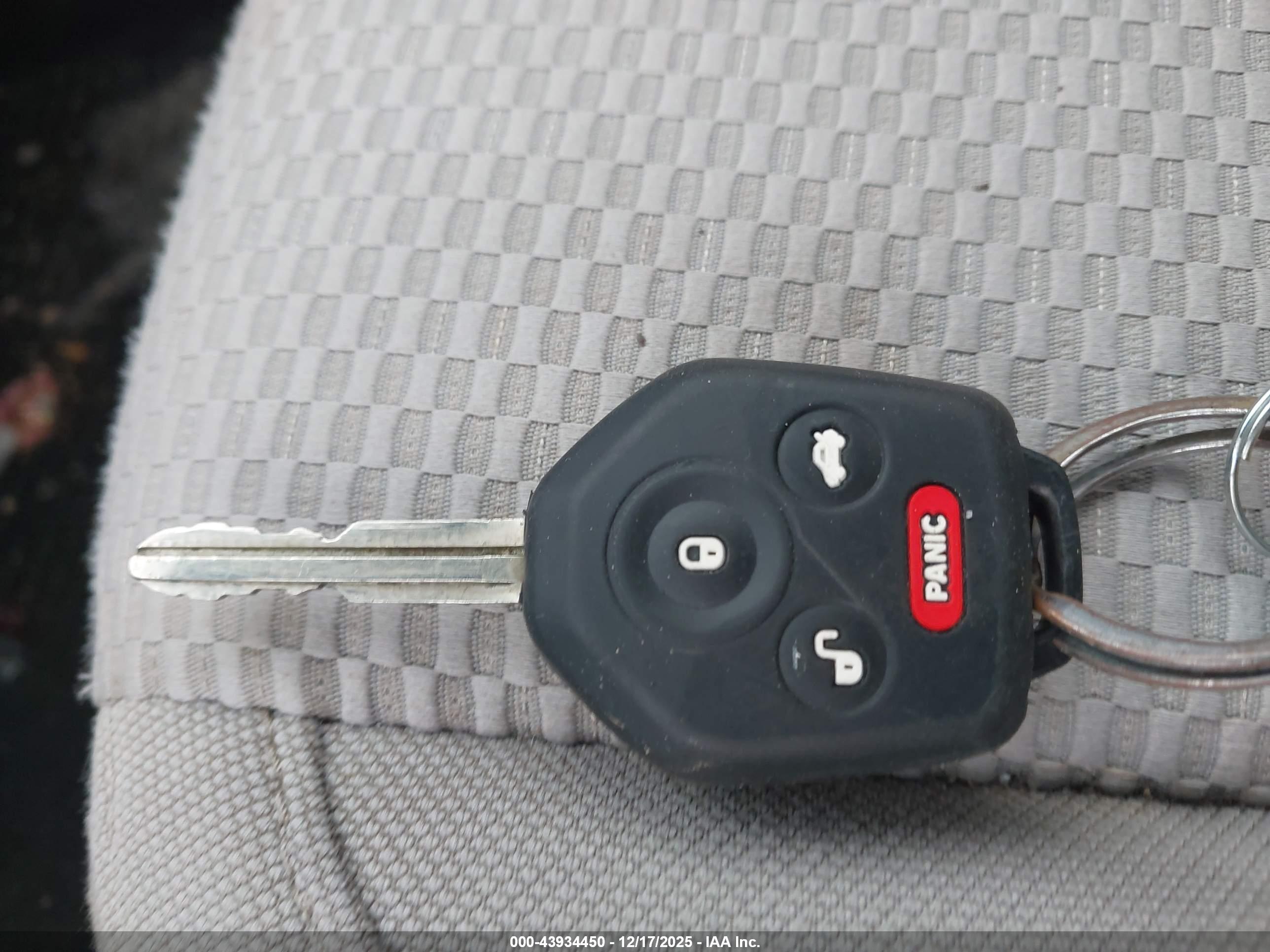 SUBARU FORESTER image 11