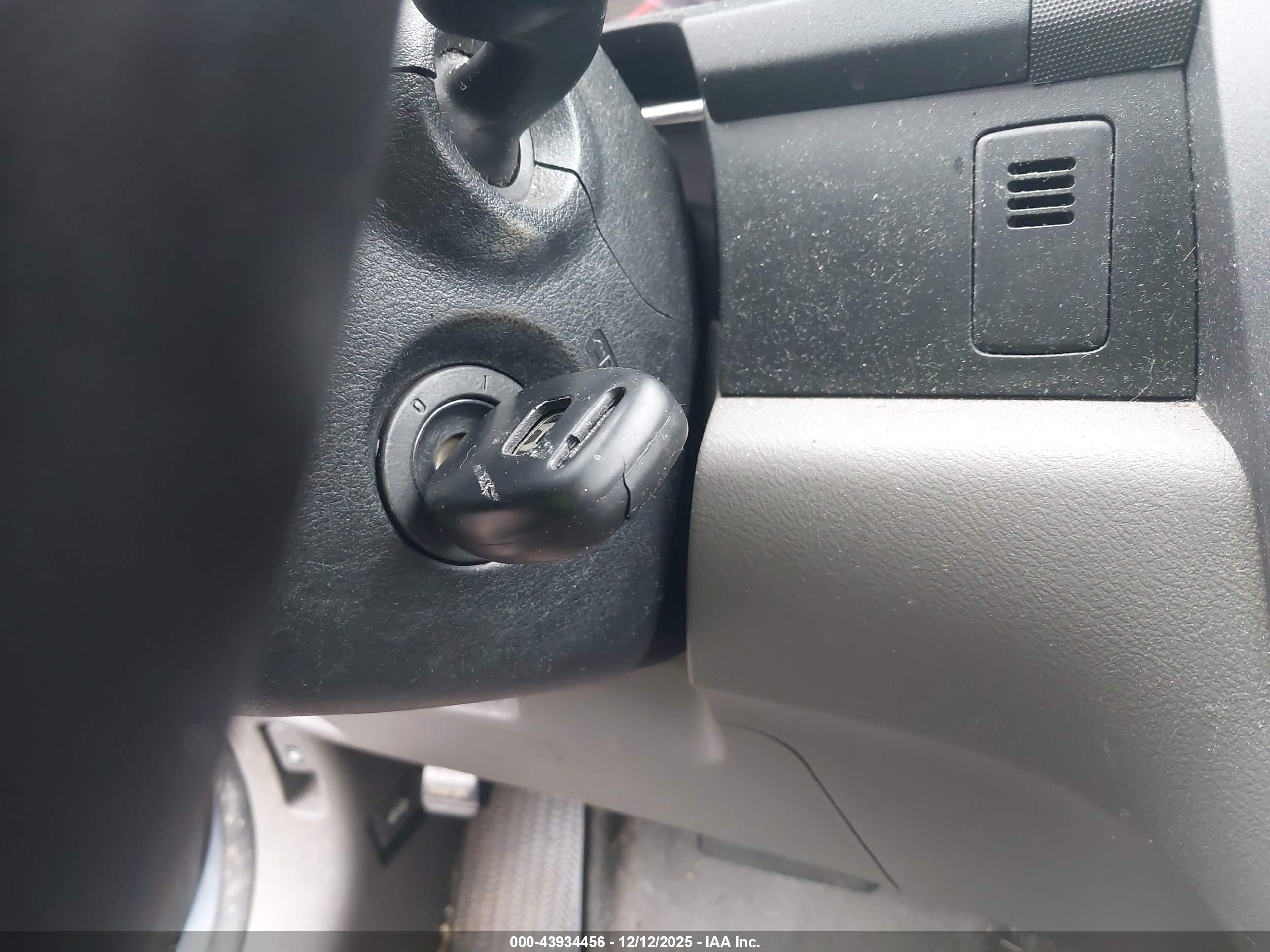 HONDA CR-V image 11