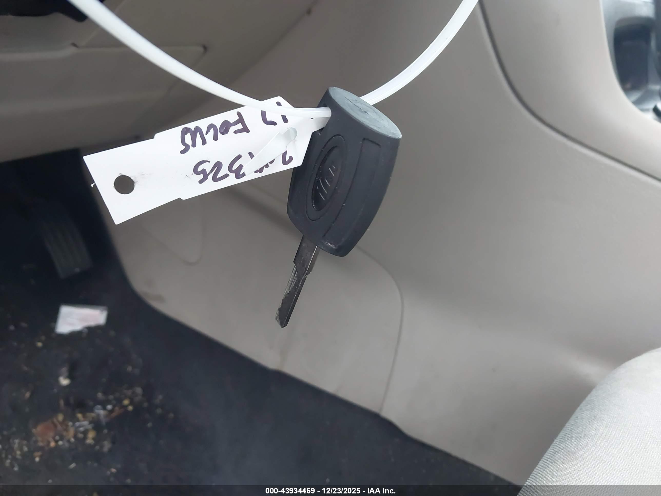 FORD FOCUS image 11