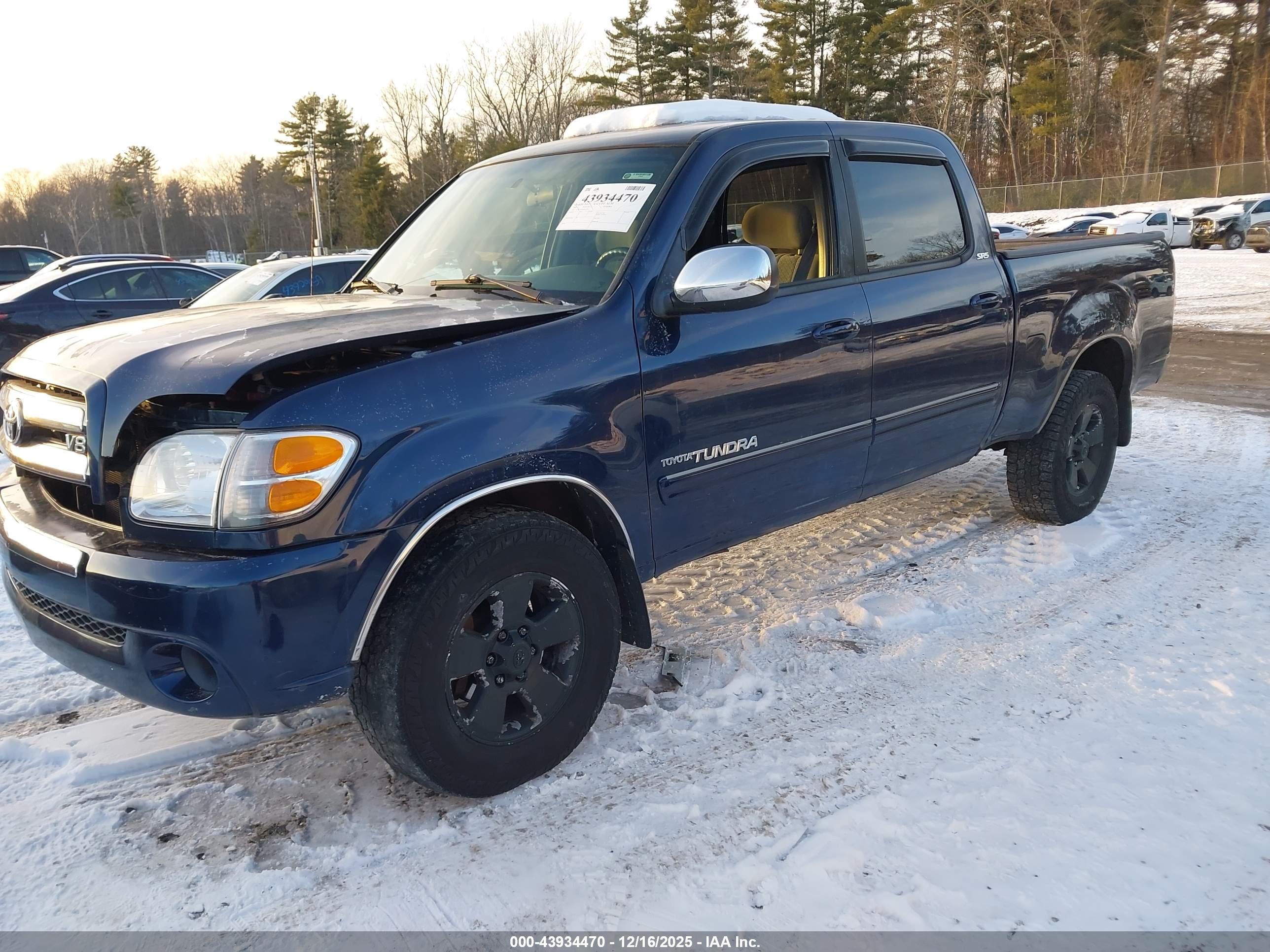 TOYOTA TUNDRA image 2