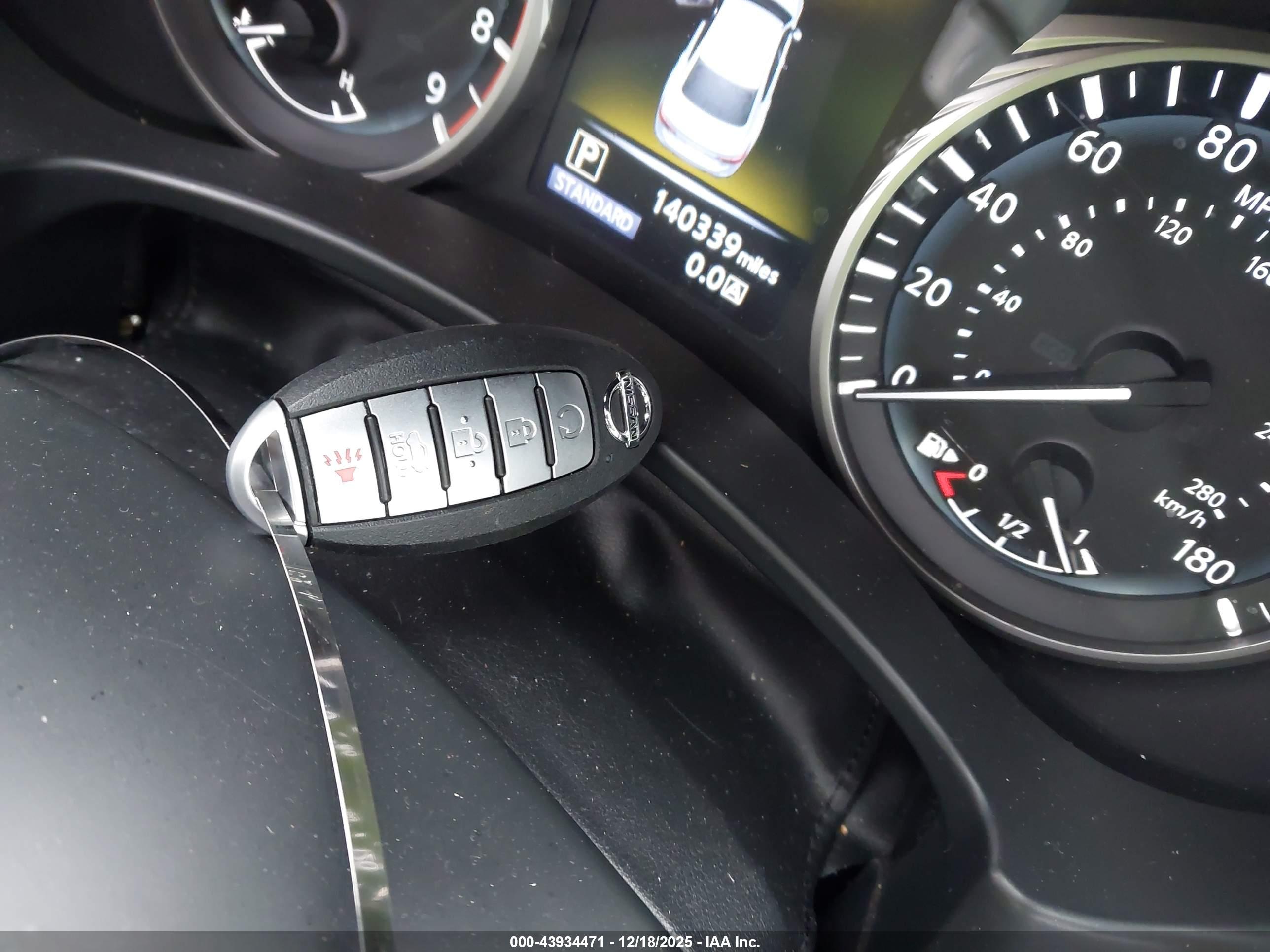 INFINITI Q50 image 11