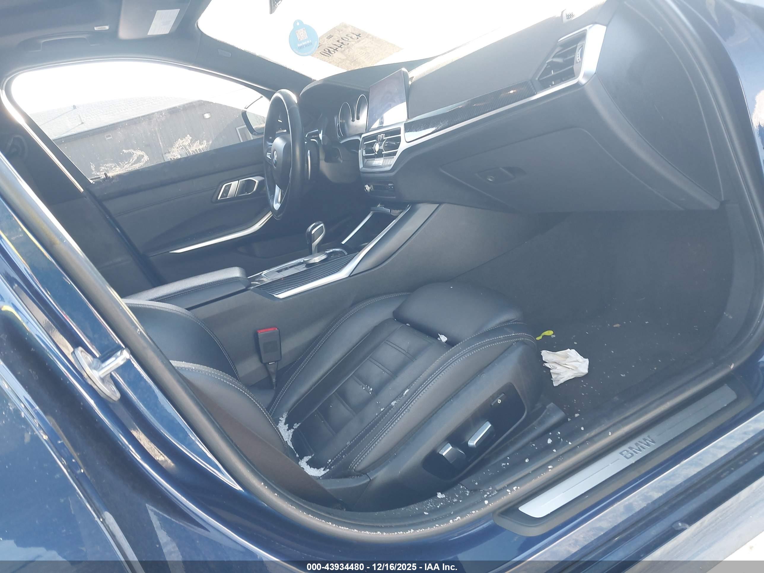 BMW 330I image 5
