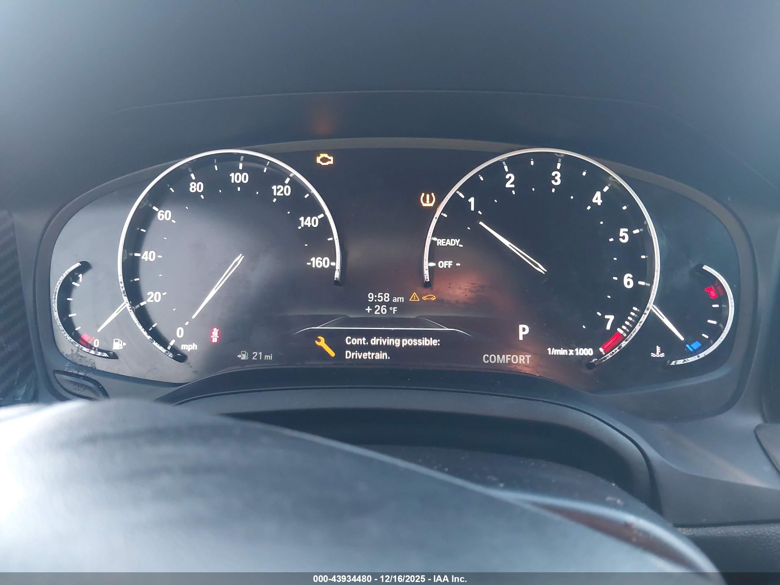 BMW 330I image 7