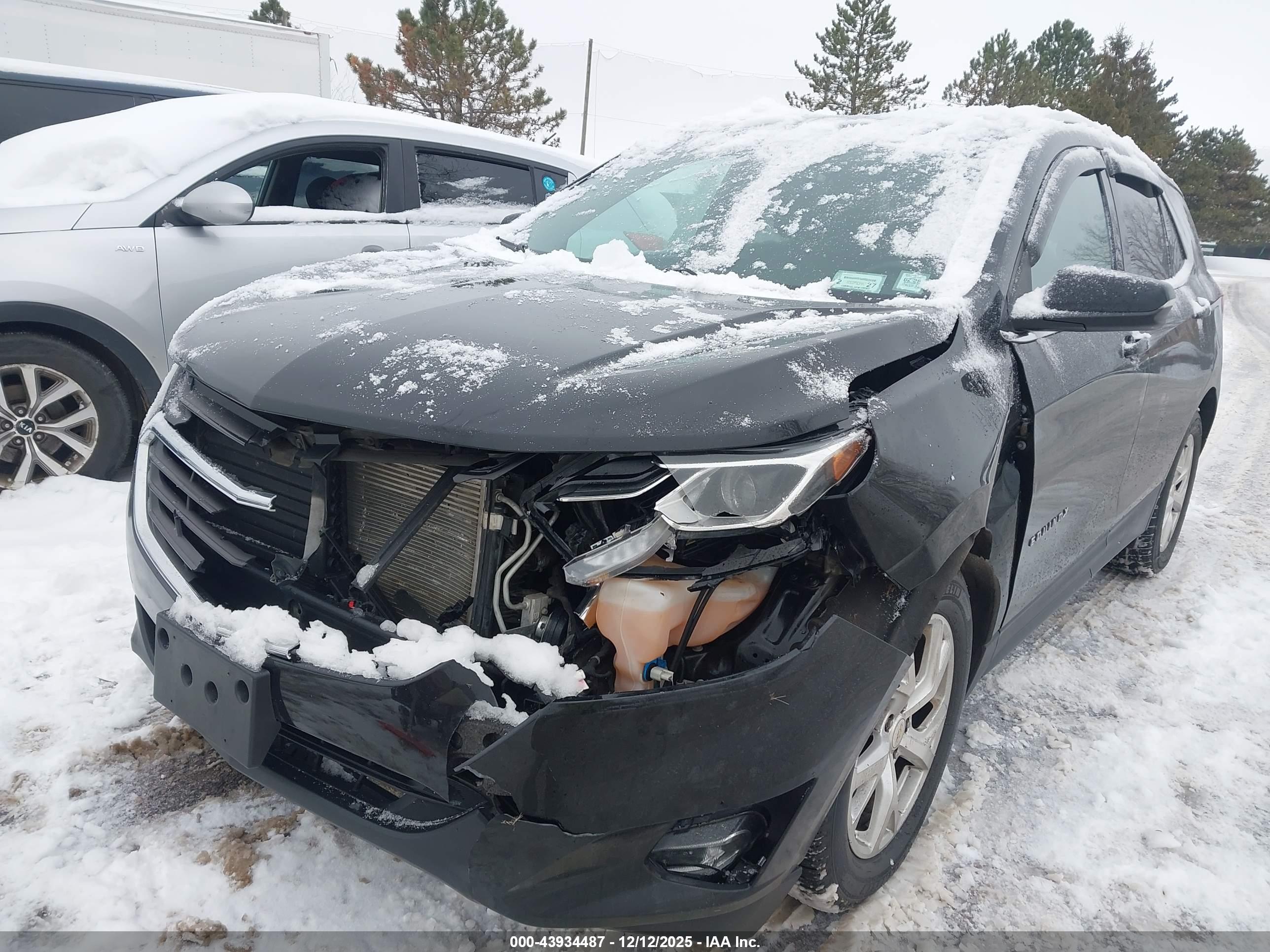 CHEVROLET EQUINOX image 2