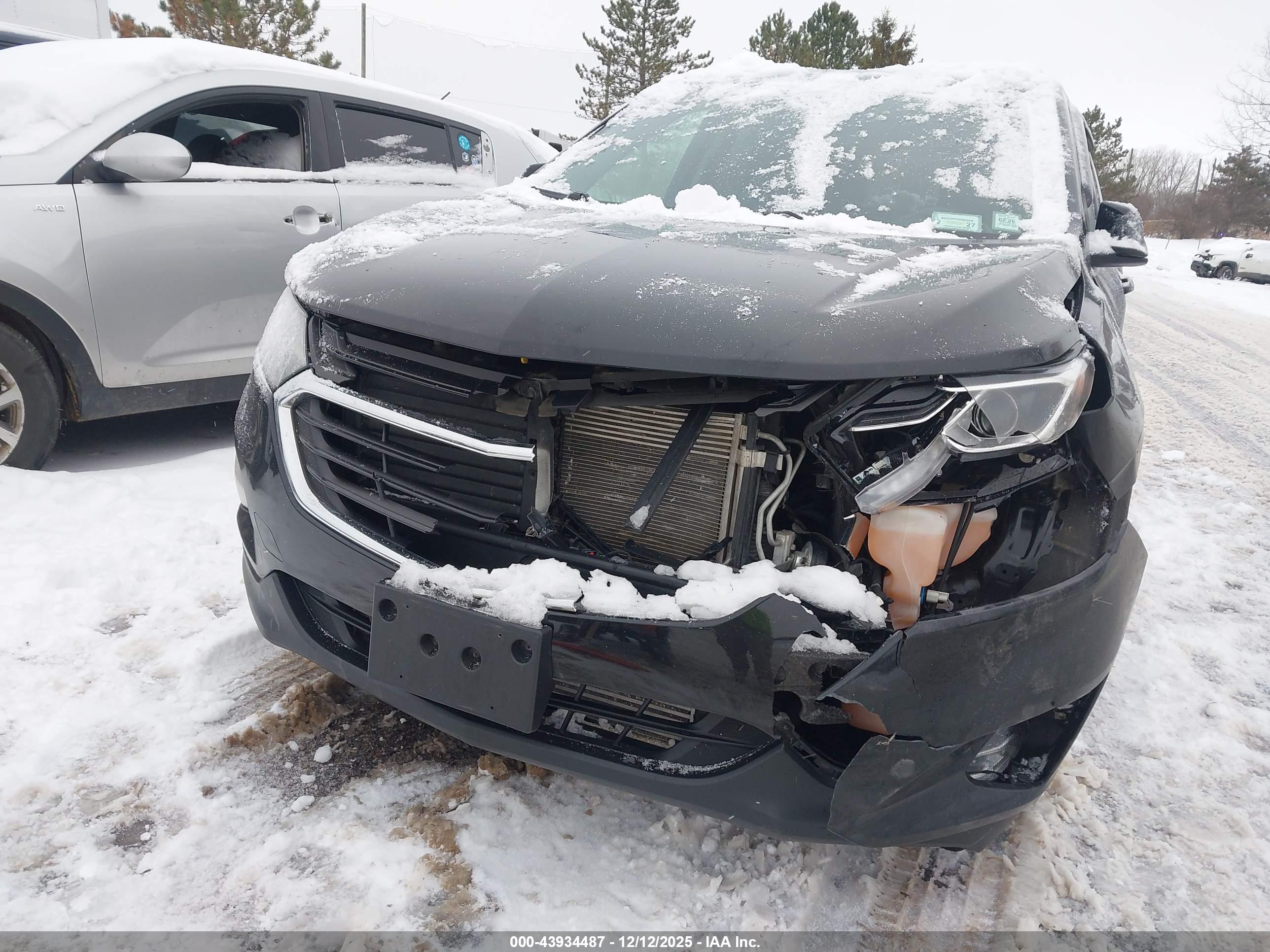 CHEVROLET EQUINOX image 6