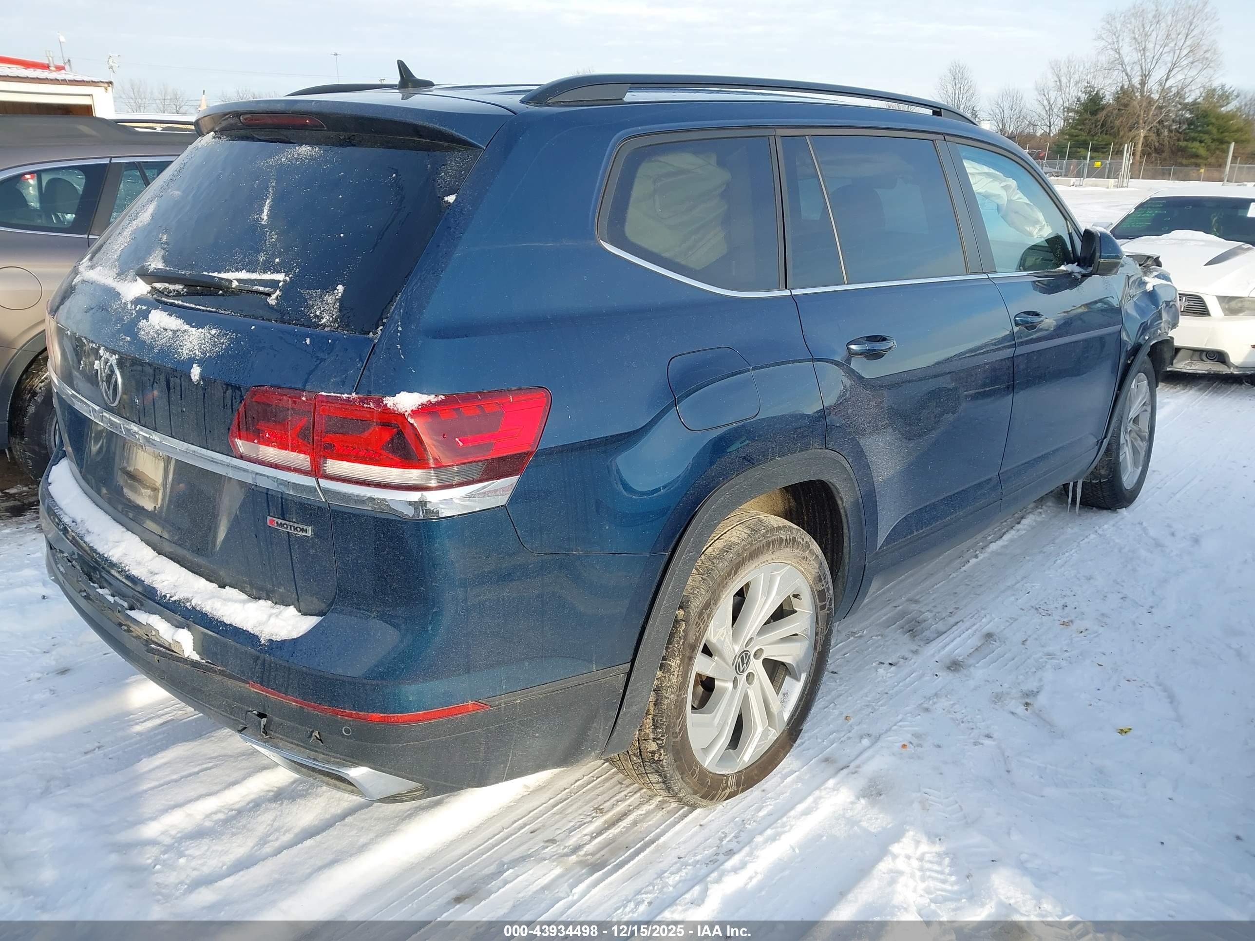 VOLKSWAGEN ATLAS image 4