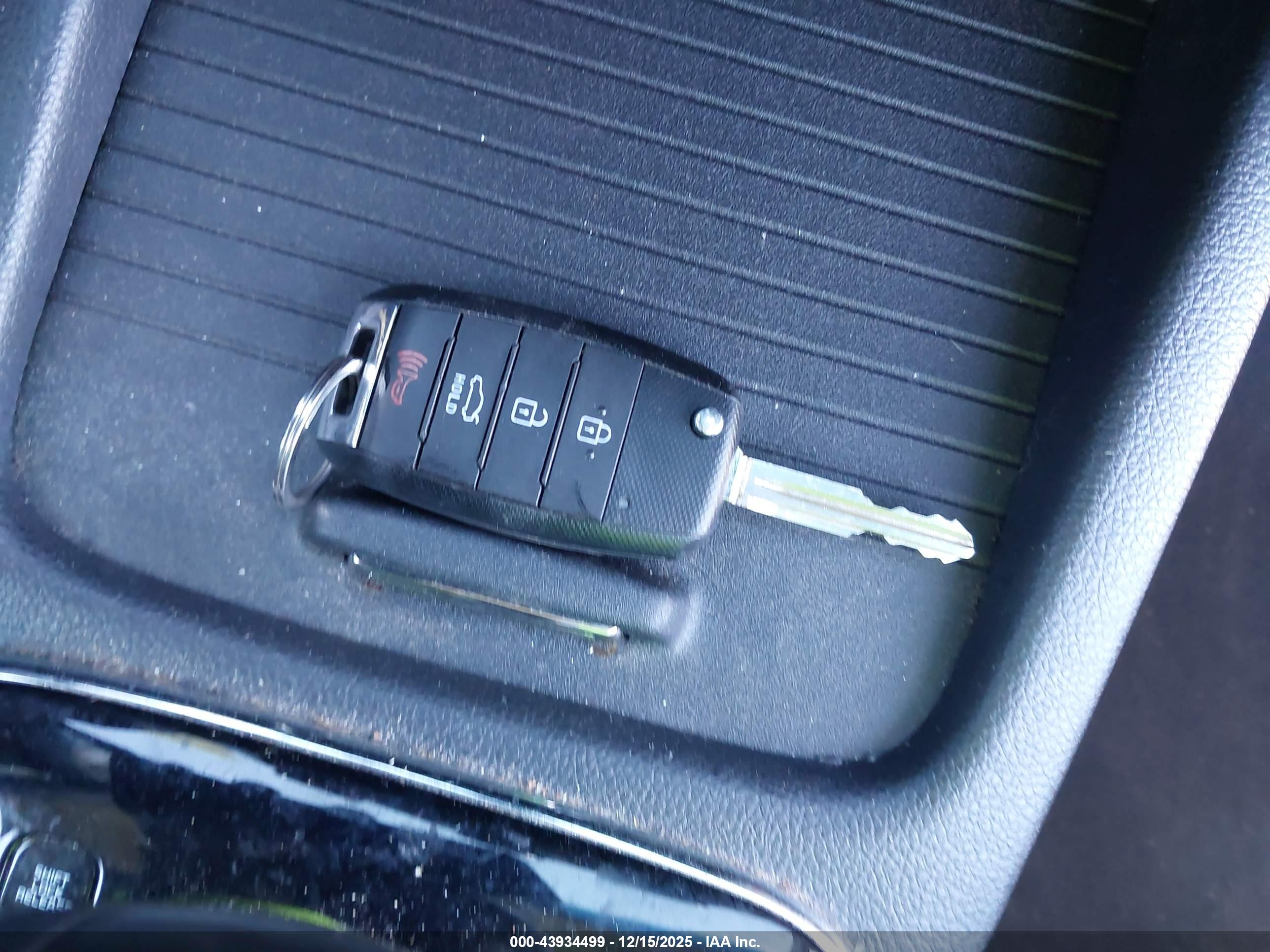 KIA FORTE image 11