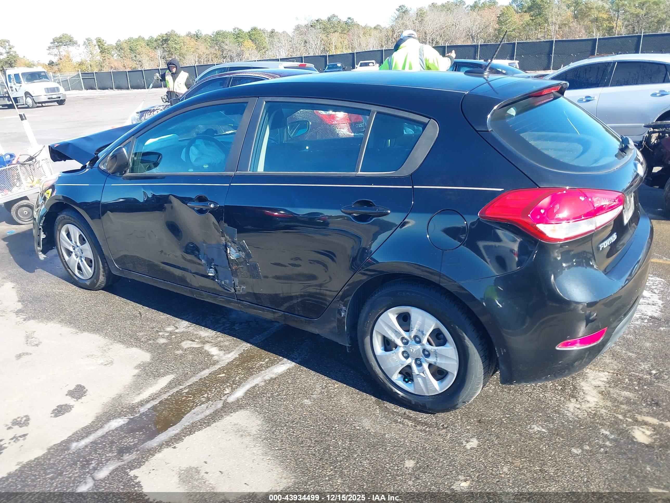 KIA FORTE image 3