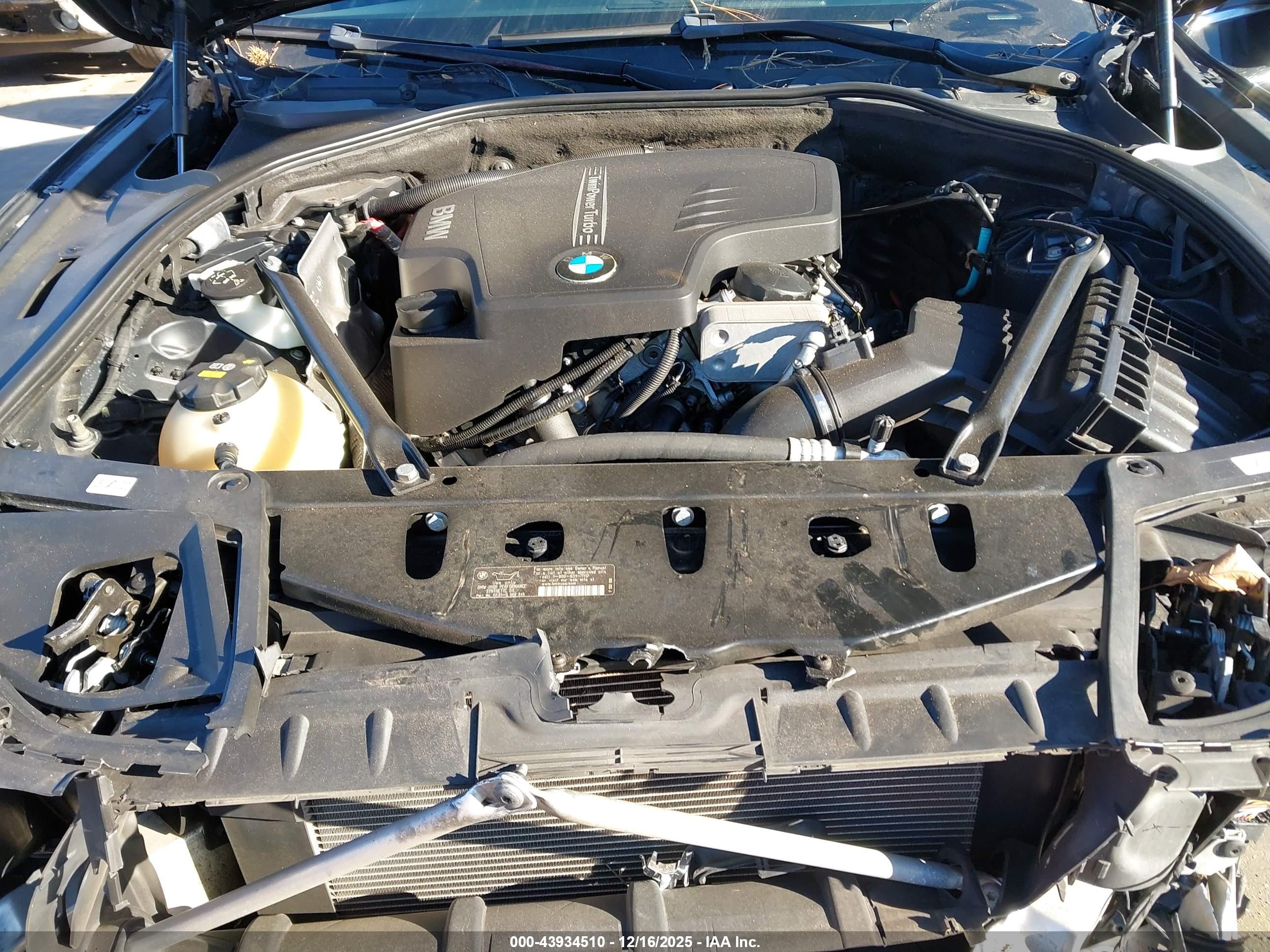 BMW 528I image 10