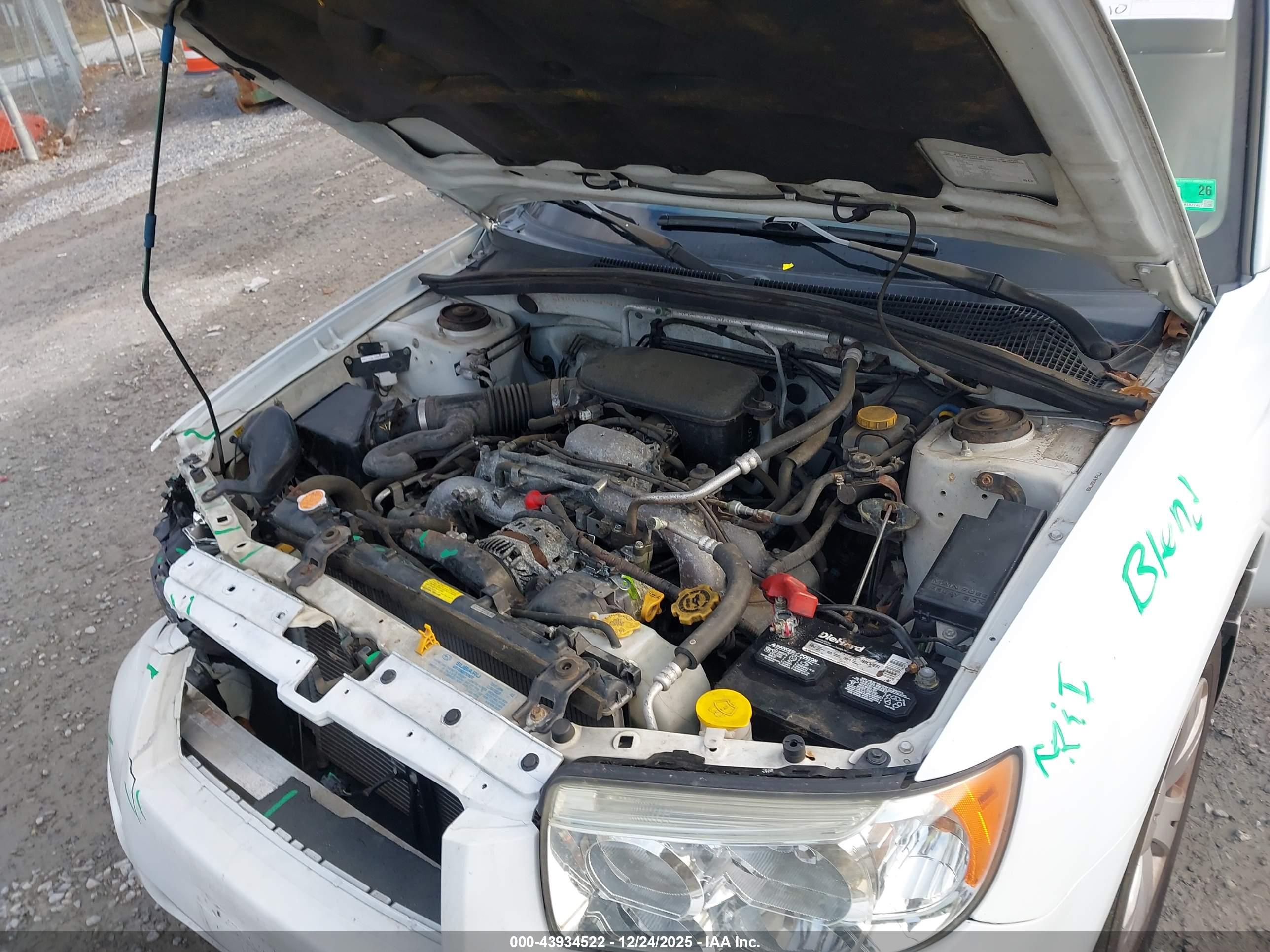 SUBARU FORESTER image 10