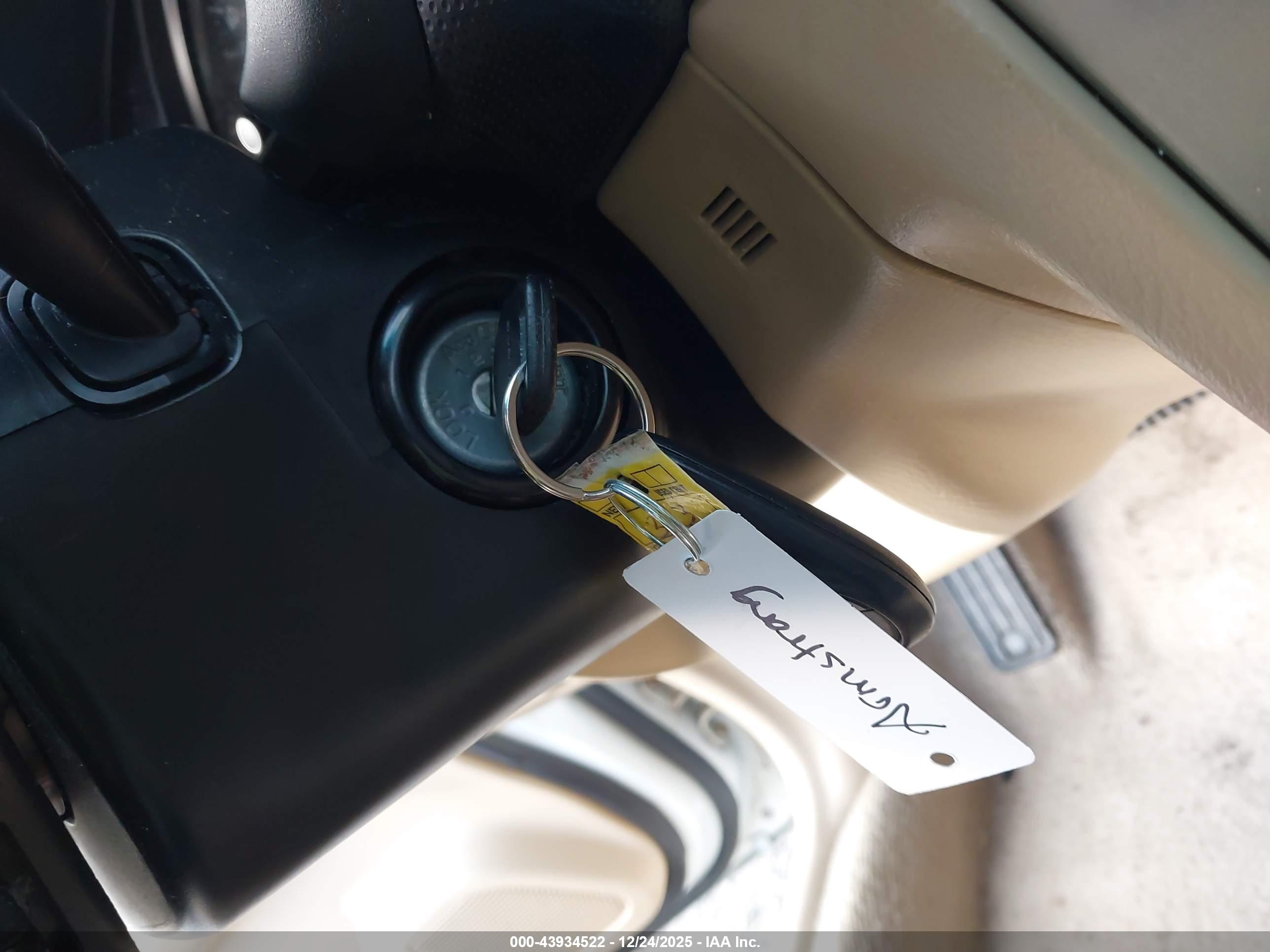 SUBARU FORESTER image 11