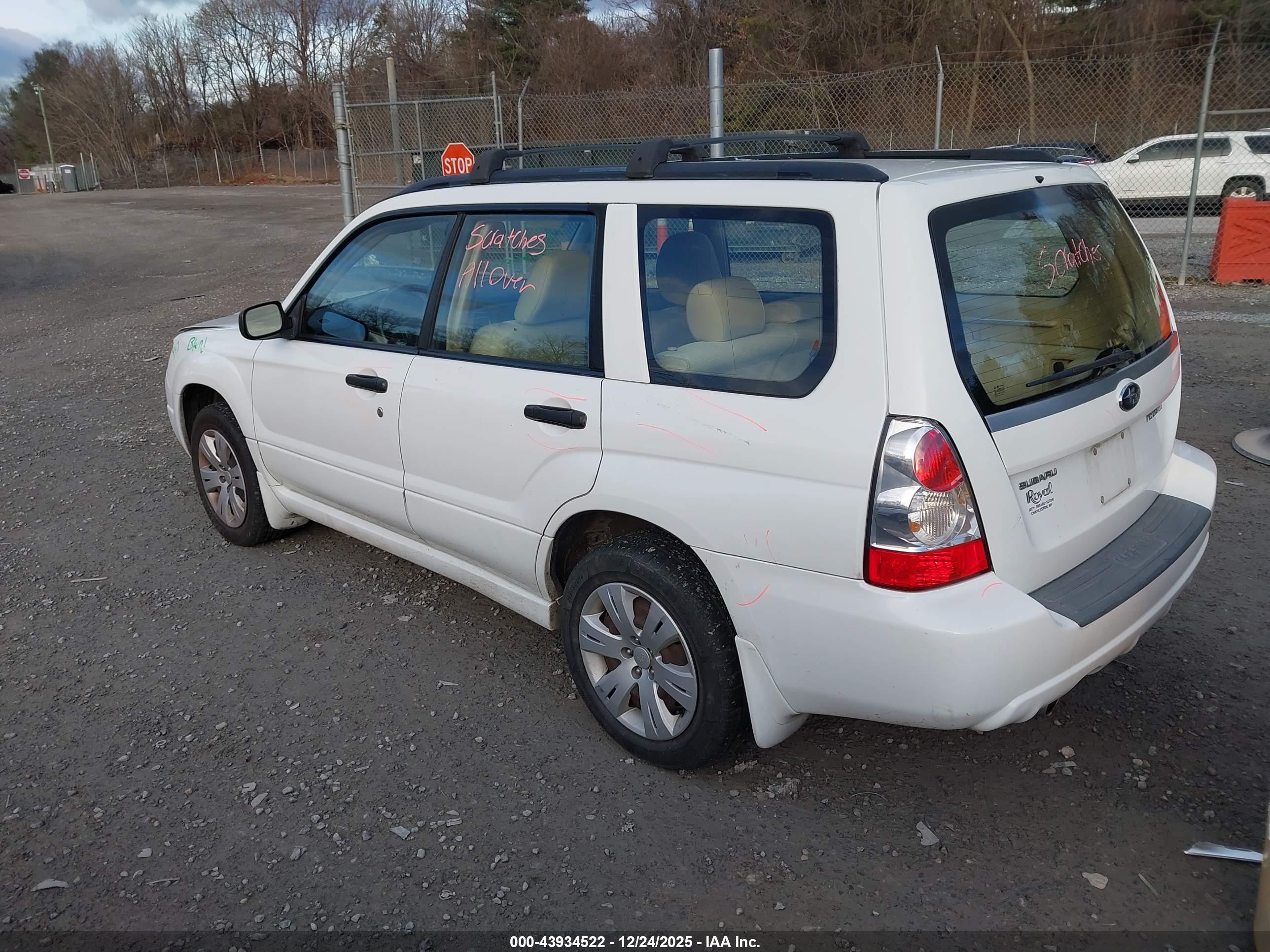 SUBARU FORESTER image 3