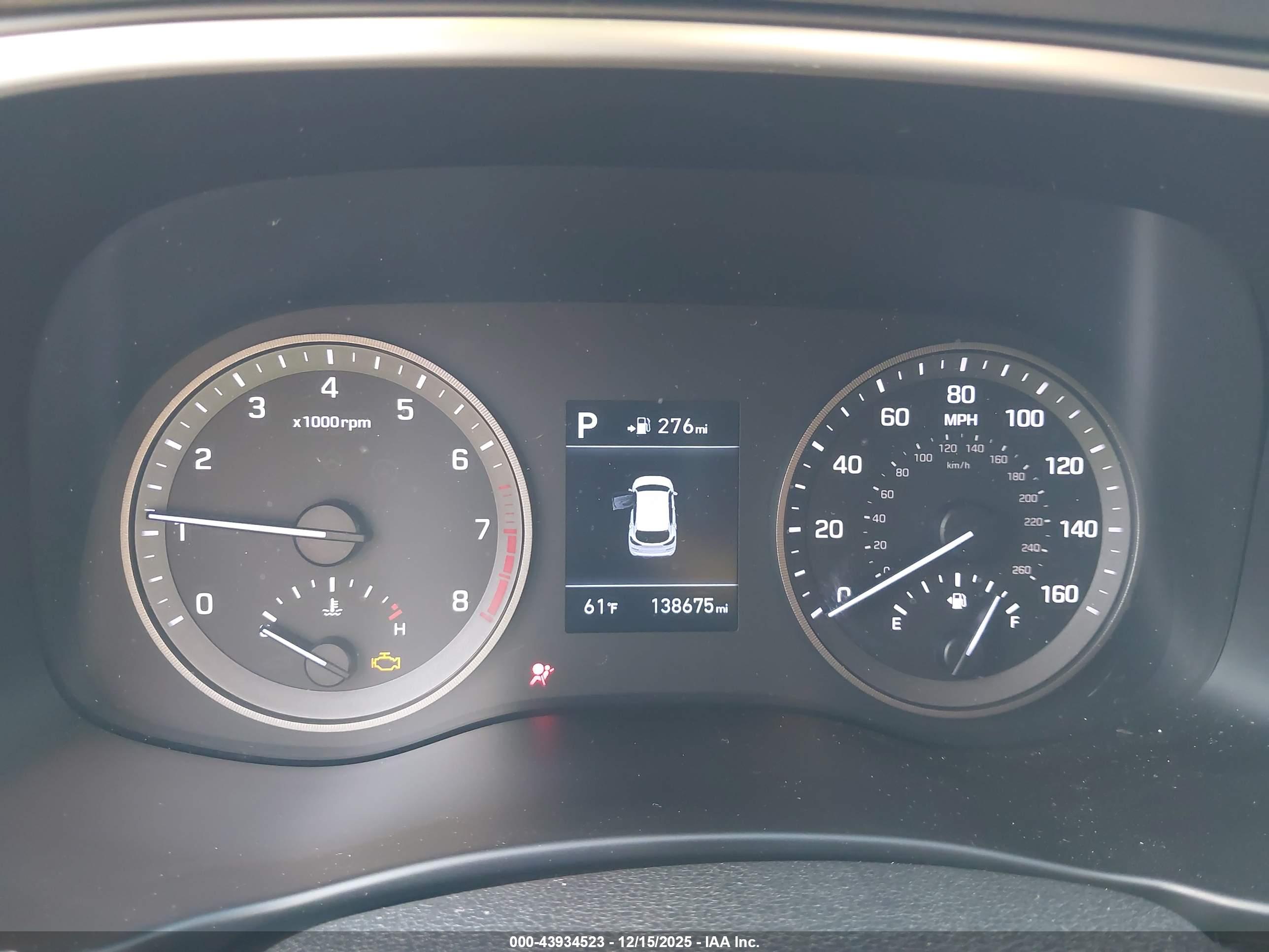 HYUNDAI TUCSON image 7