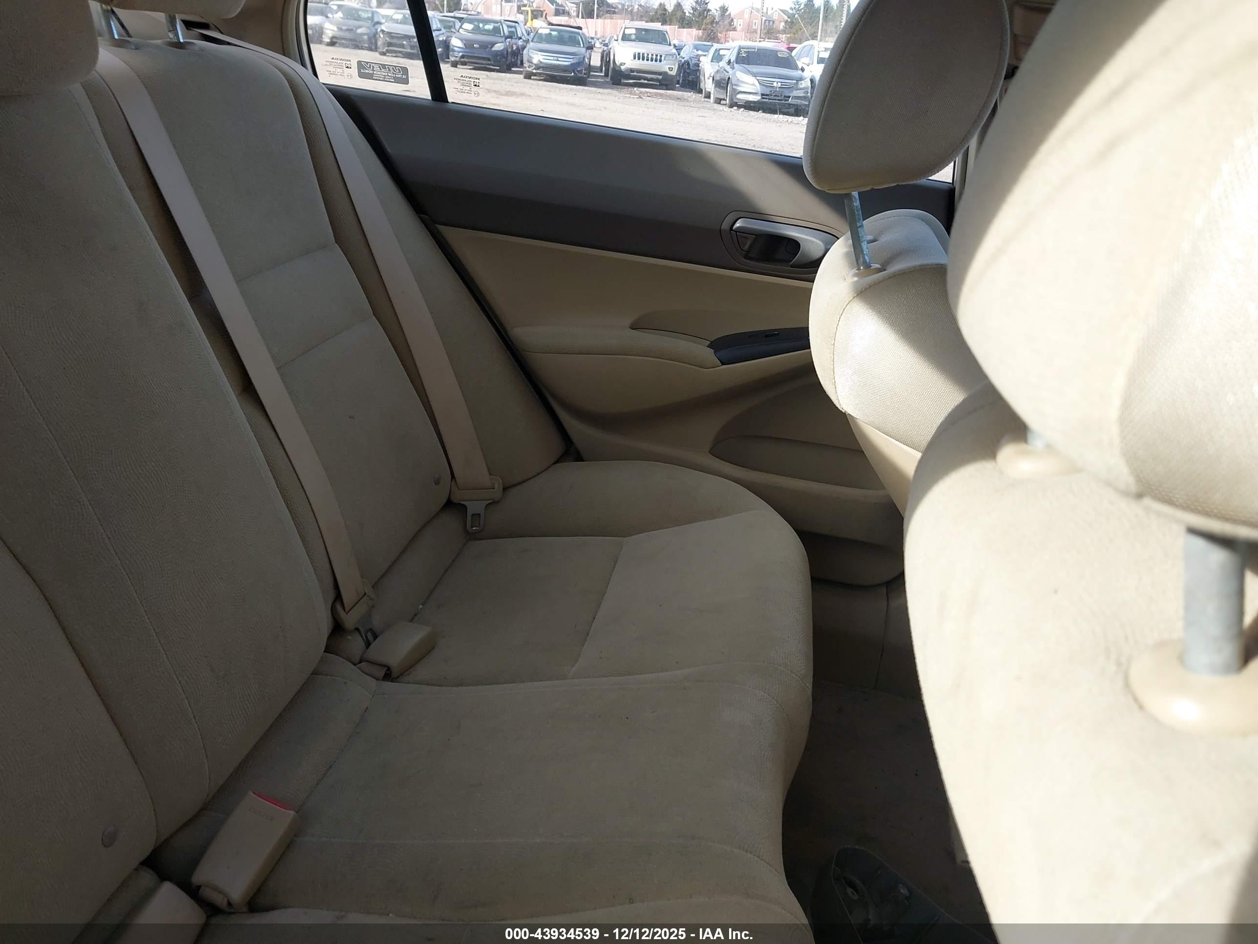 HONDA CIVIC image 8