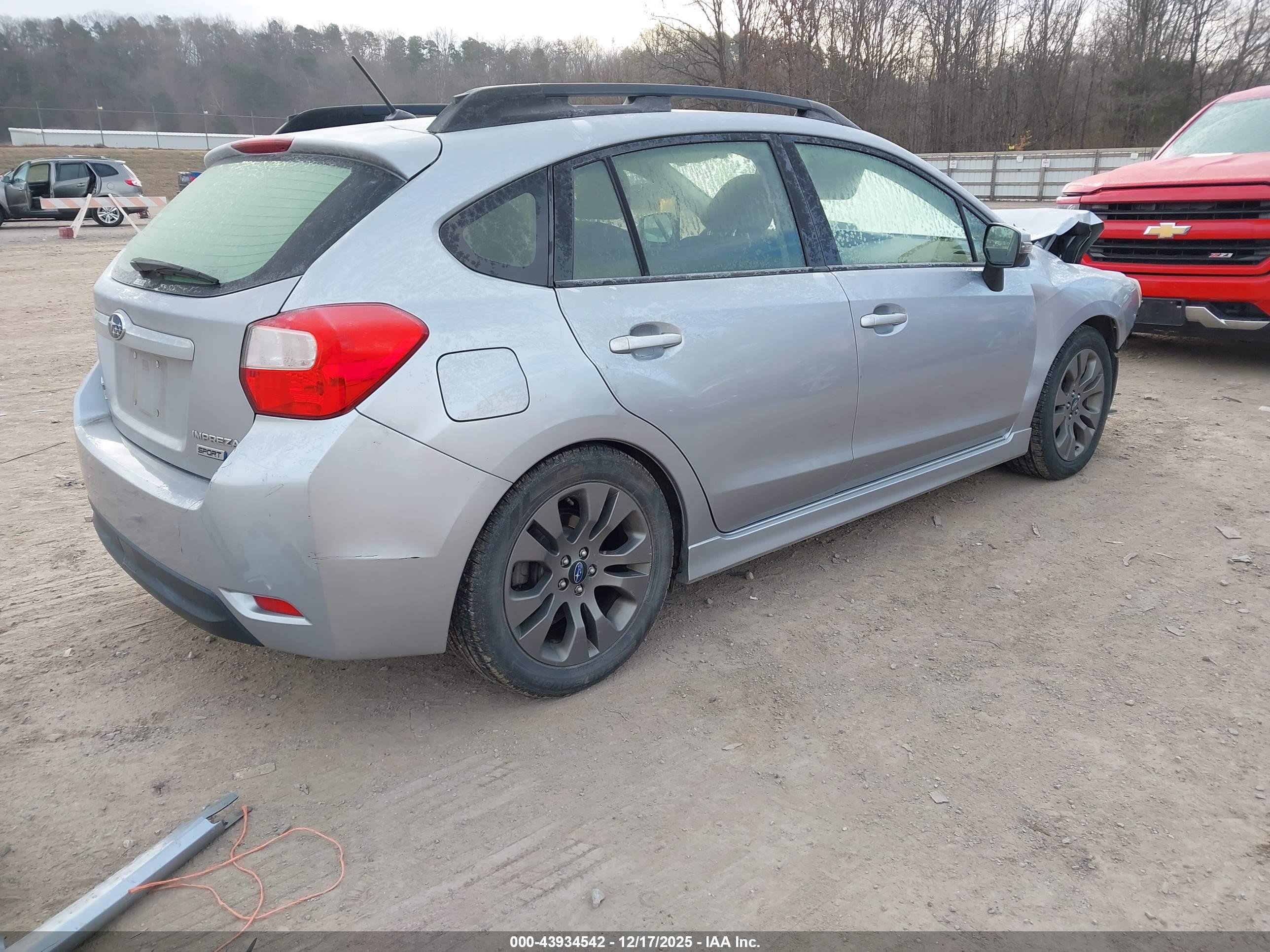 SUBARU IMPREZA image 4