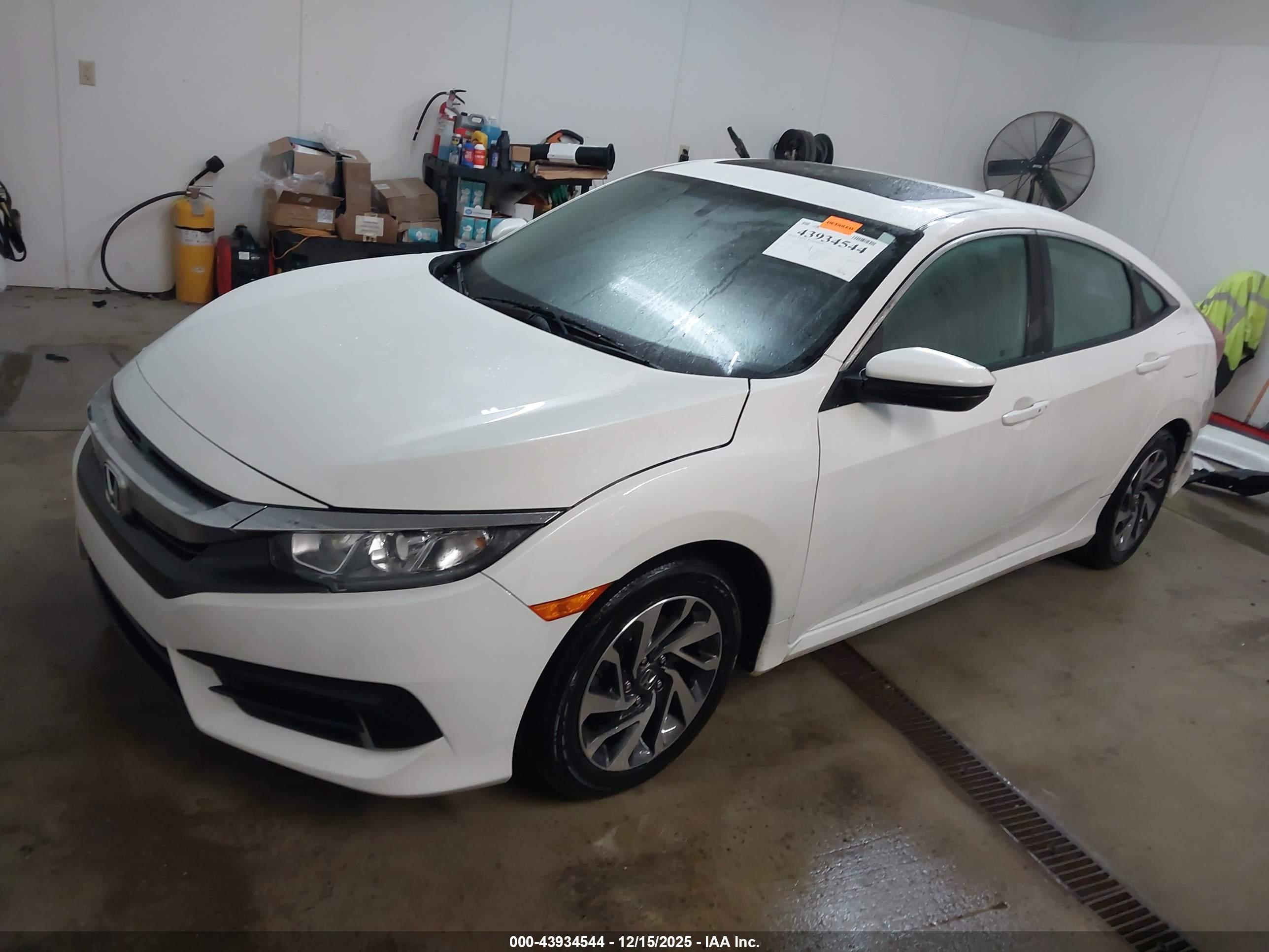 HONDA CIVIC image 2