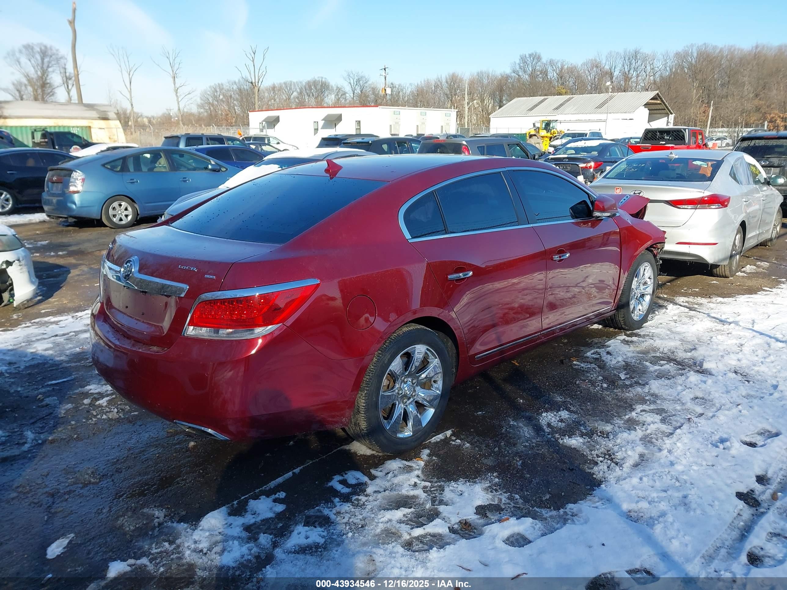 BUICK LACROSSE image 4