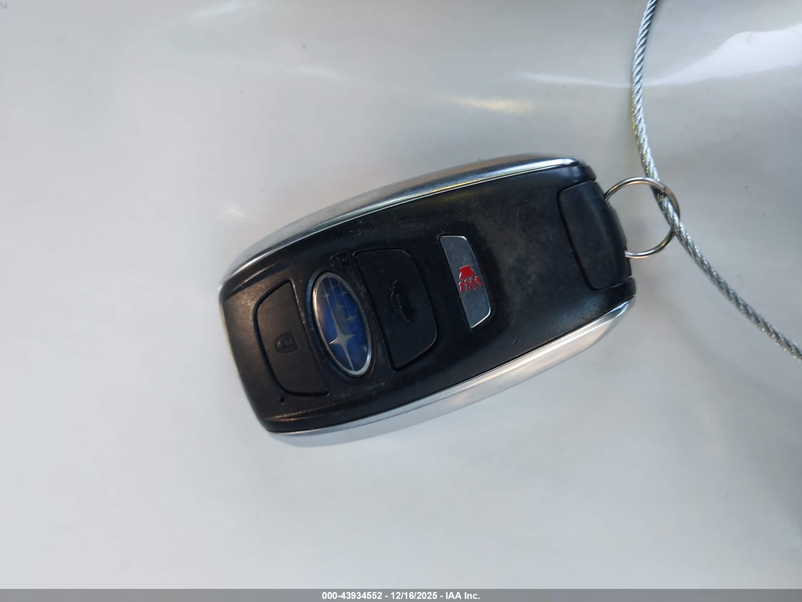 SUBARU FORESTER image 11