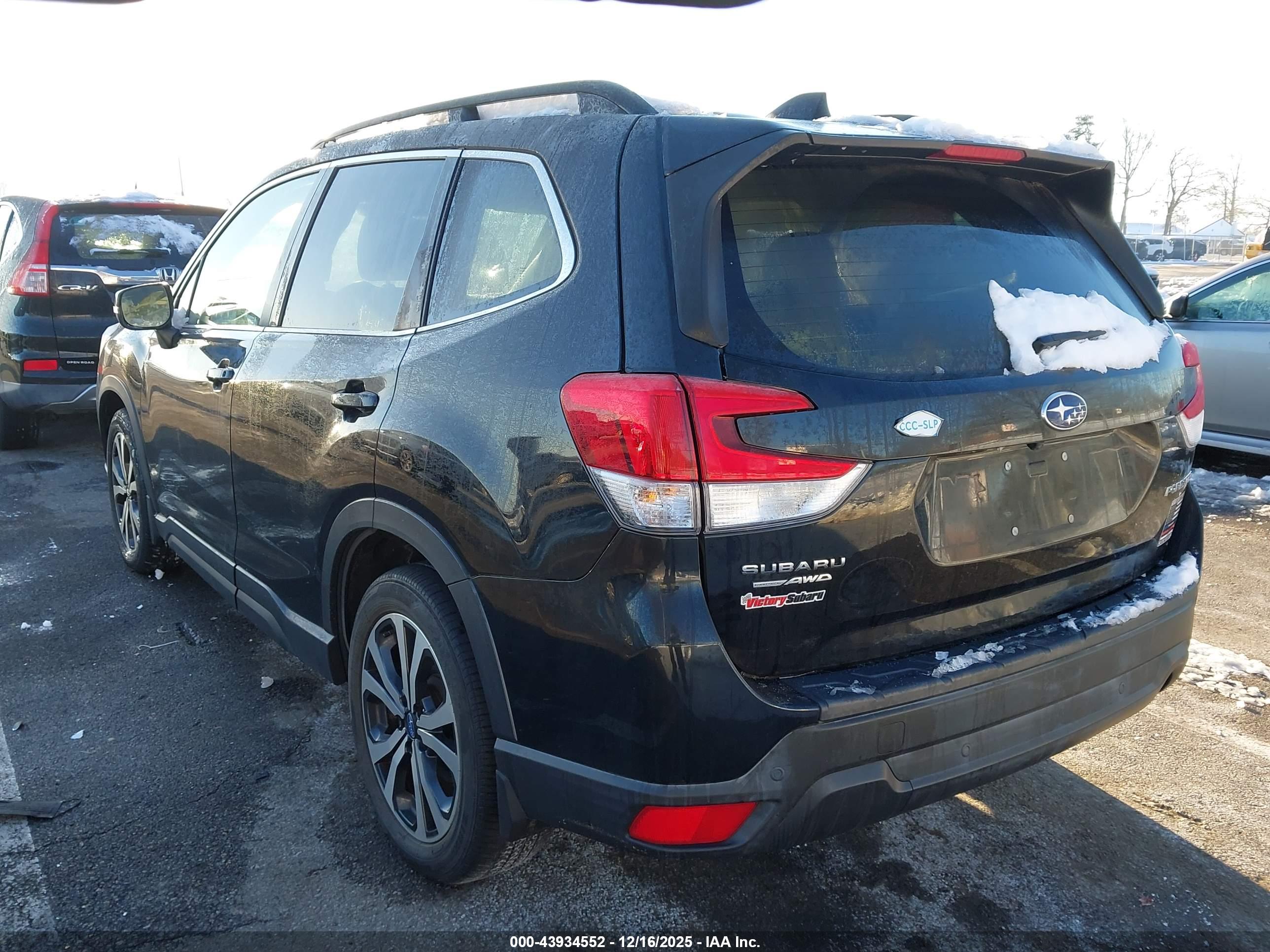 SUBARU FORESTER image 3
