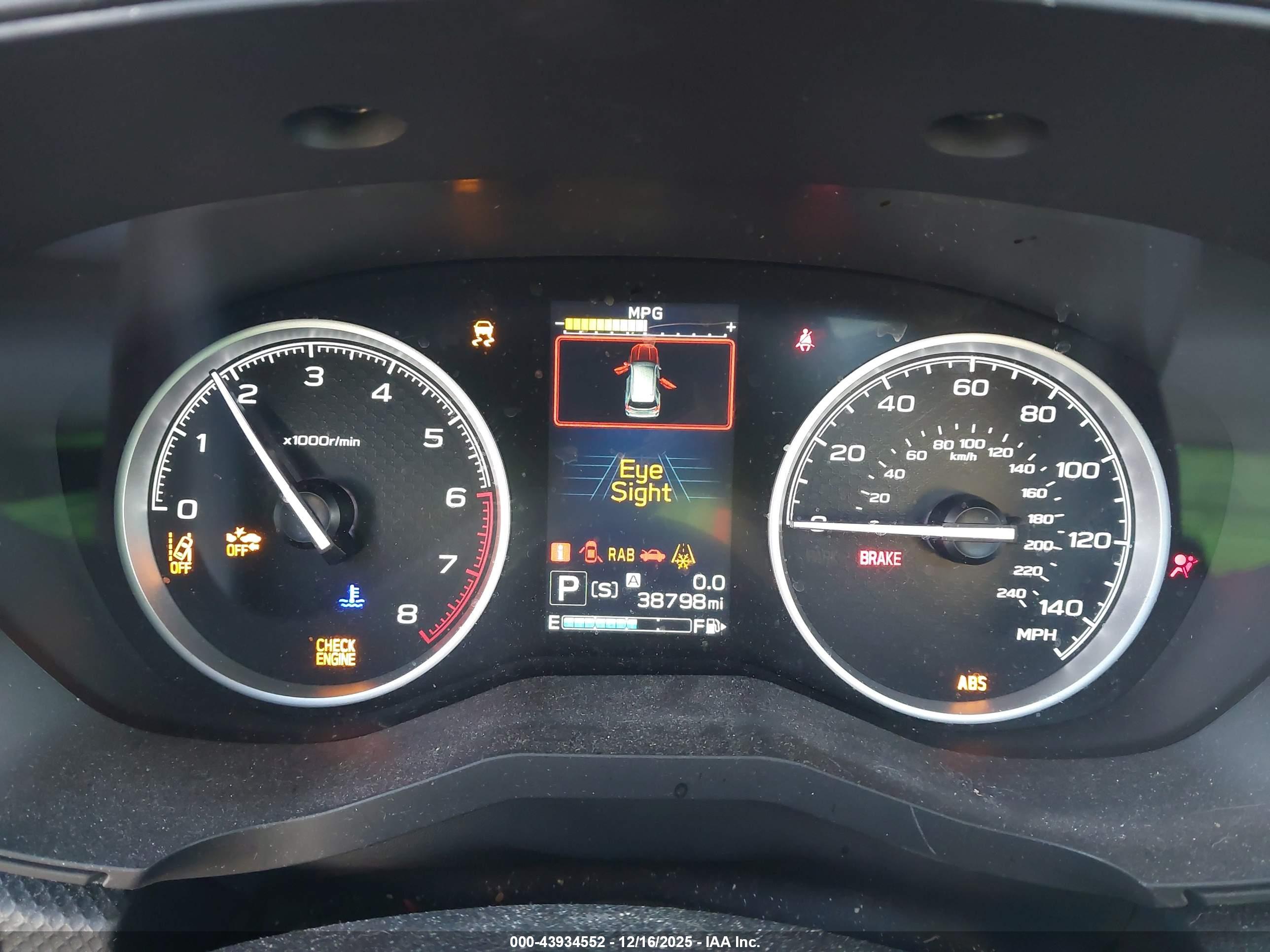 SUBARU FORESTER image 7