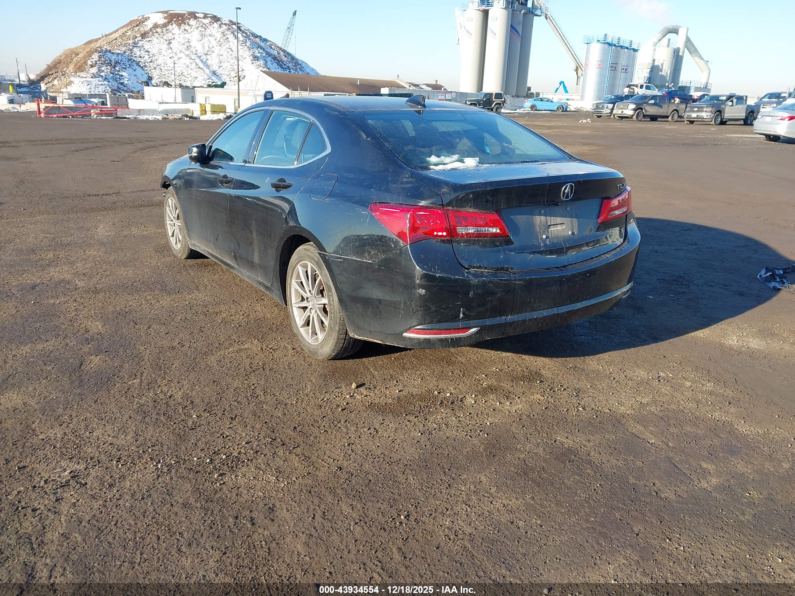 ACURA TLX image 3