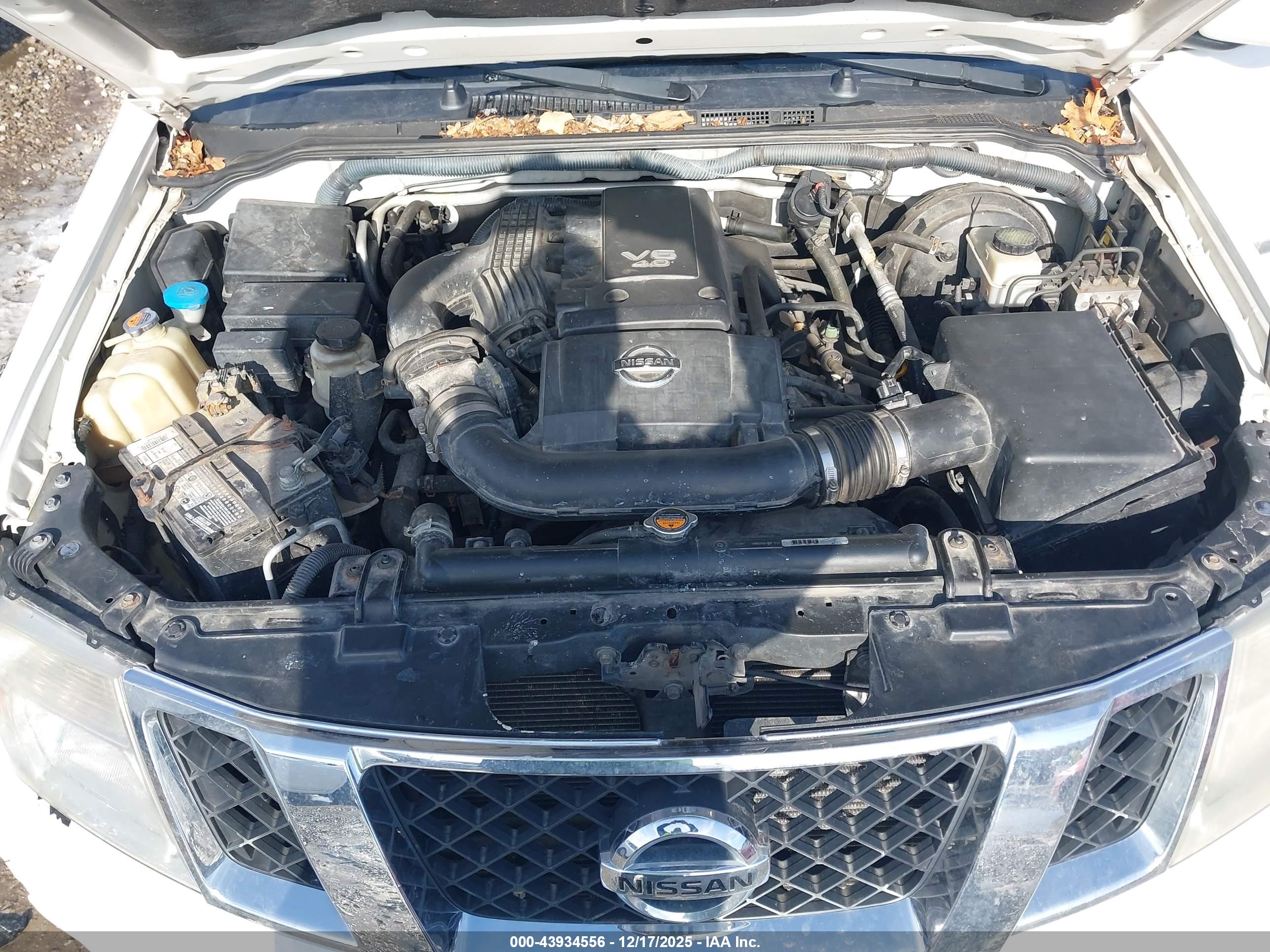 NISSAN PATHFINDER image 10