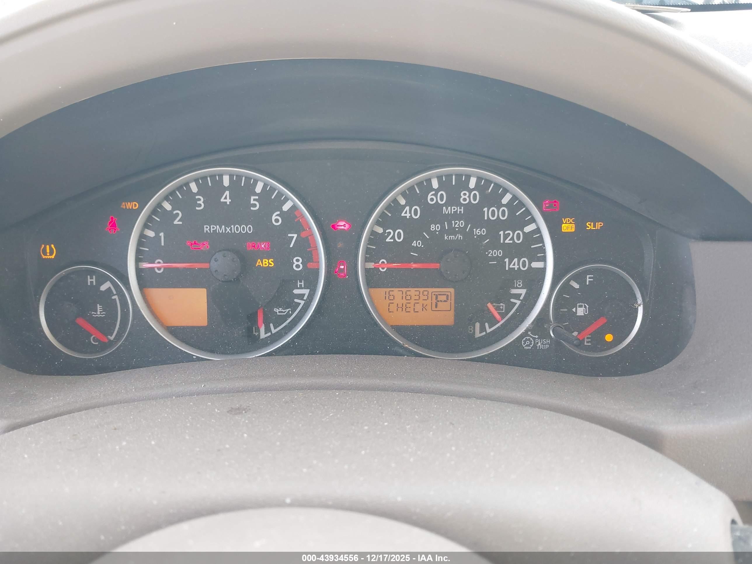 NISSAN PATHFINDER image 7