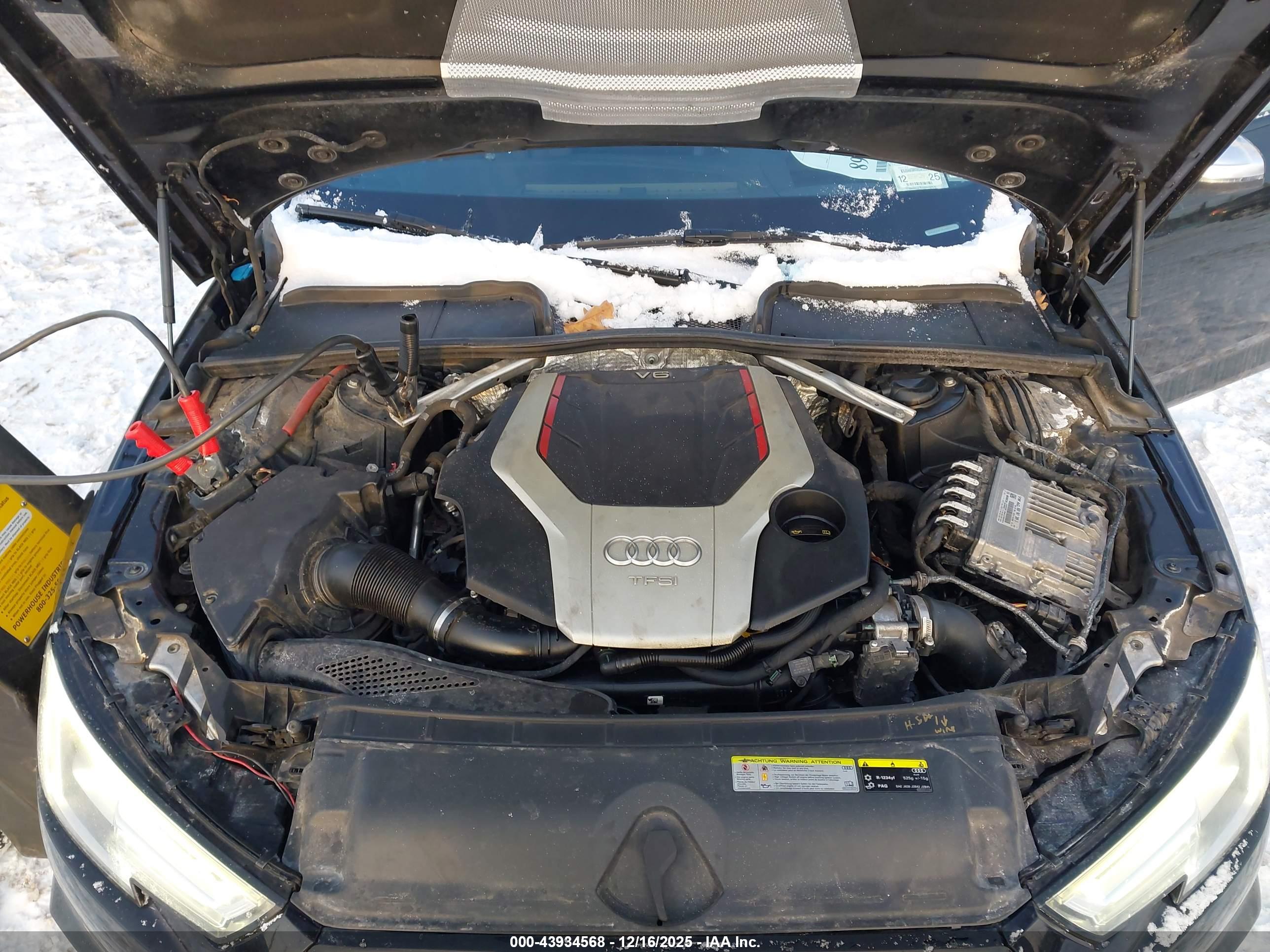 AUDI S4 image 10