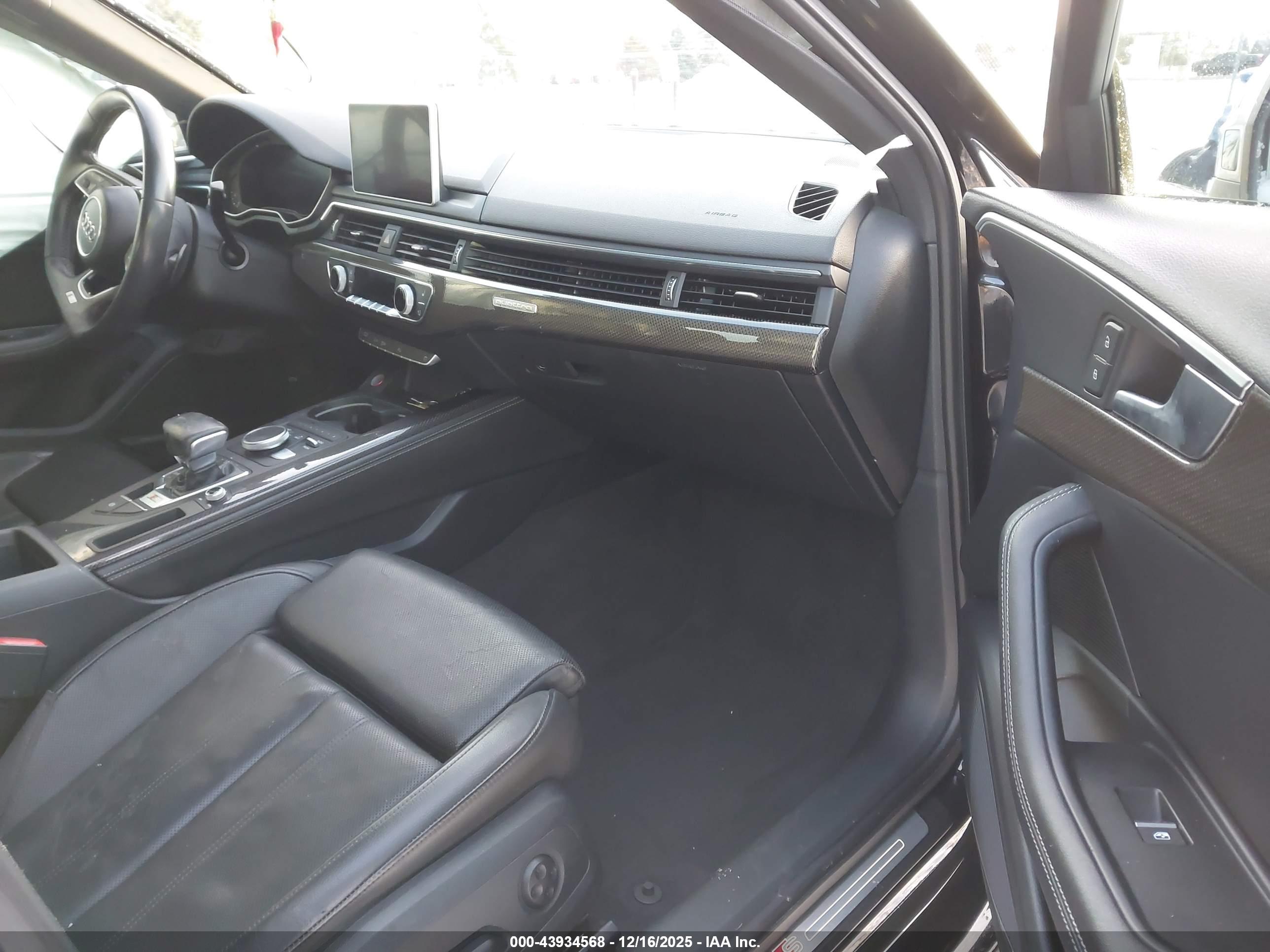 AUDI S4 image 5