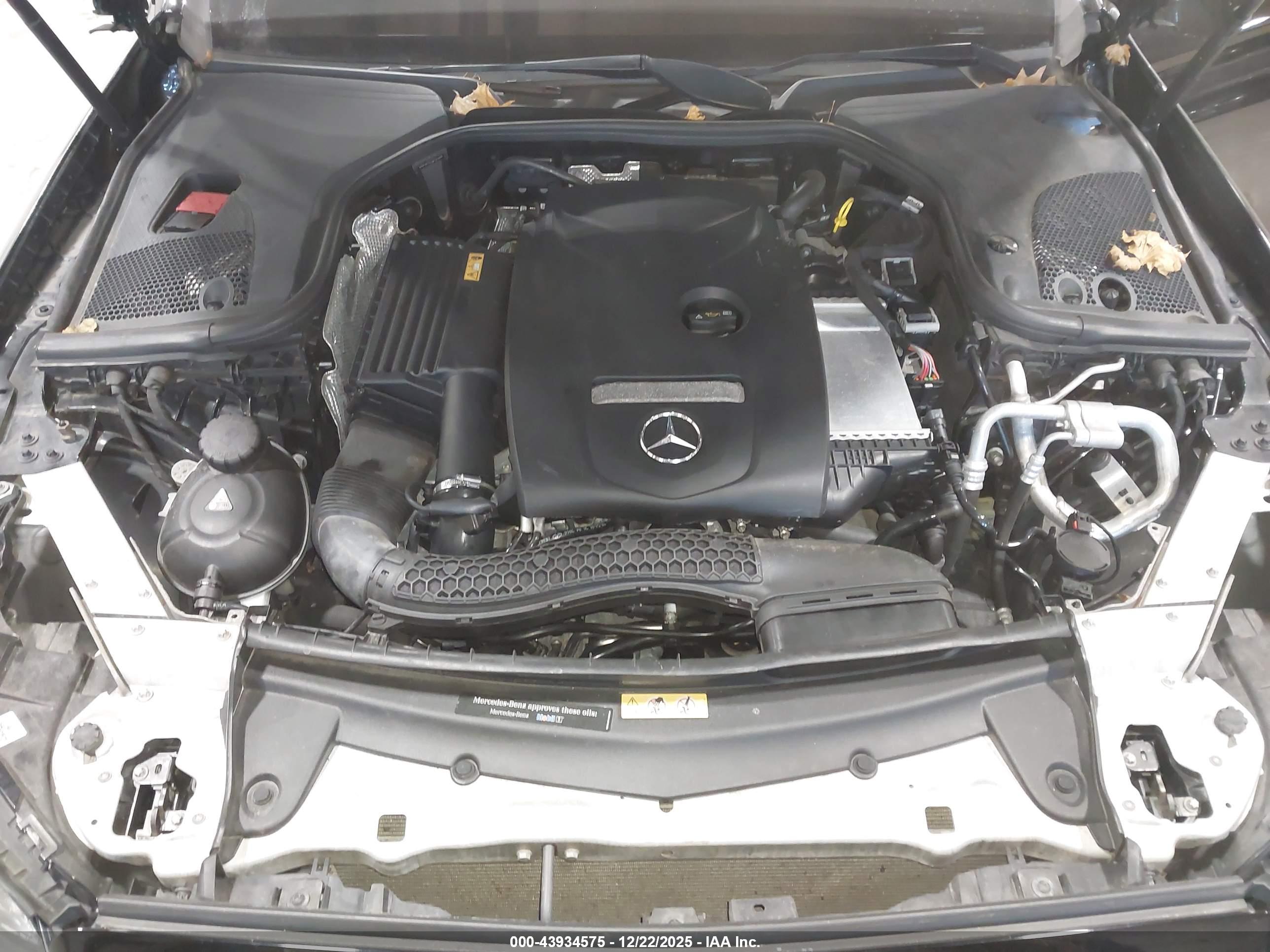 MERCEDES-BENZ E image 10
