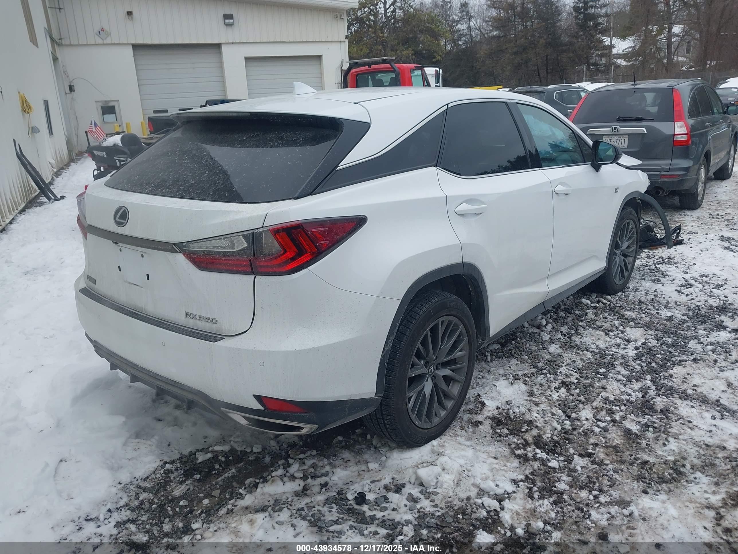 LEXUS RX image 4