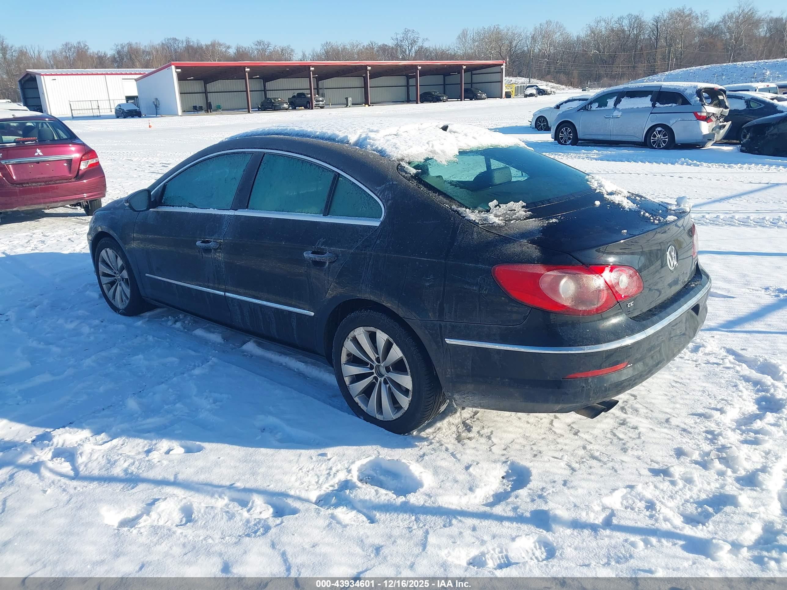 VOLKSWAGEN CC image 3