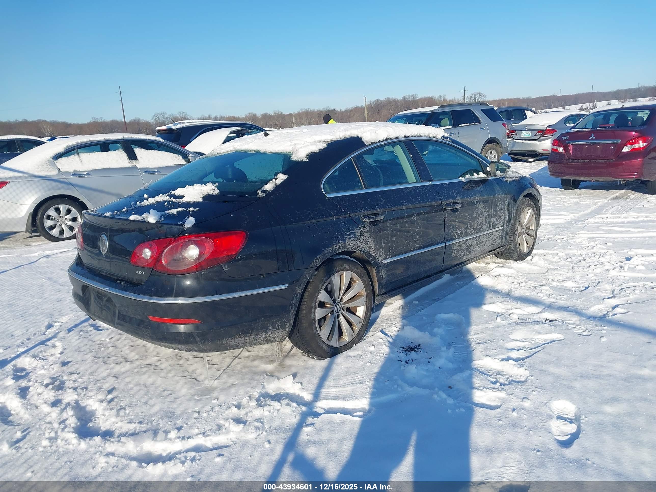 VOLKSWAGEN CC image 4