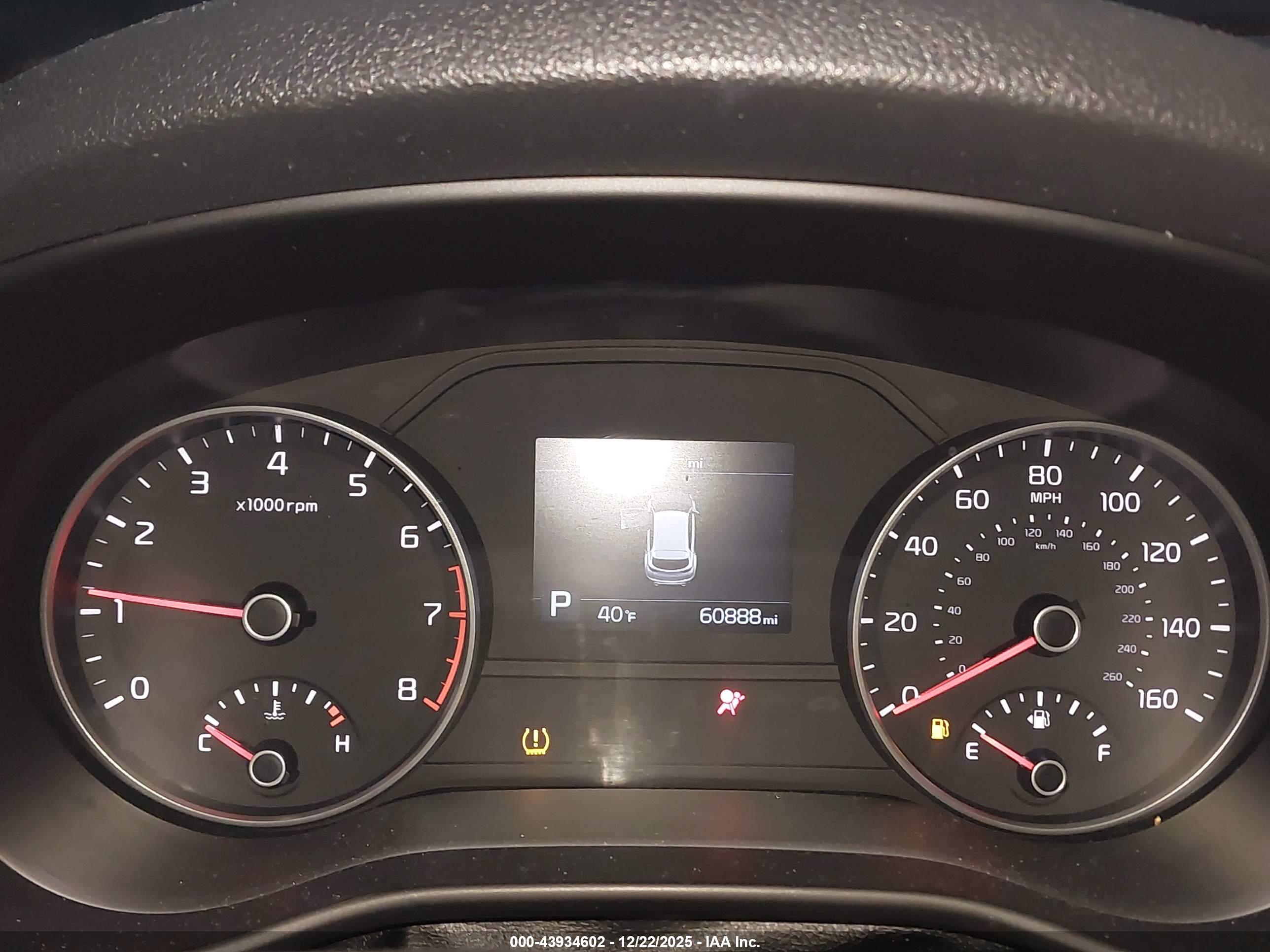KIA SPORTAGE image 7