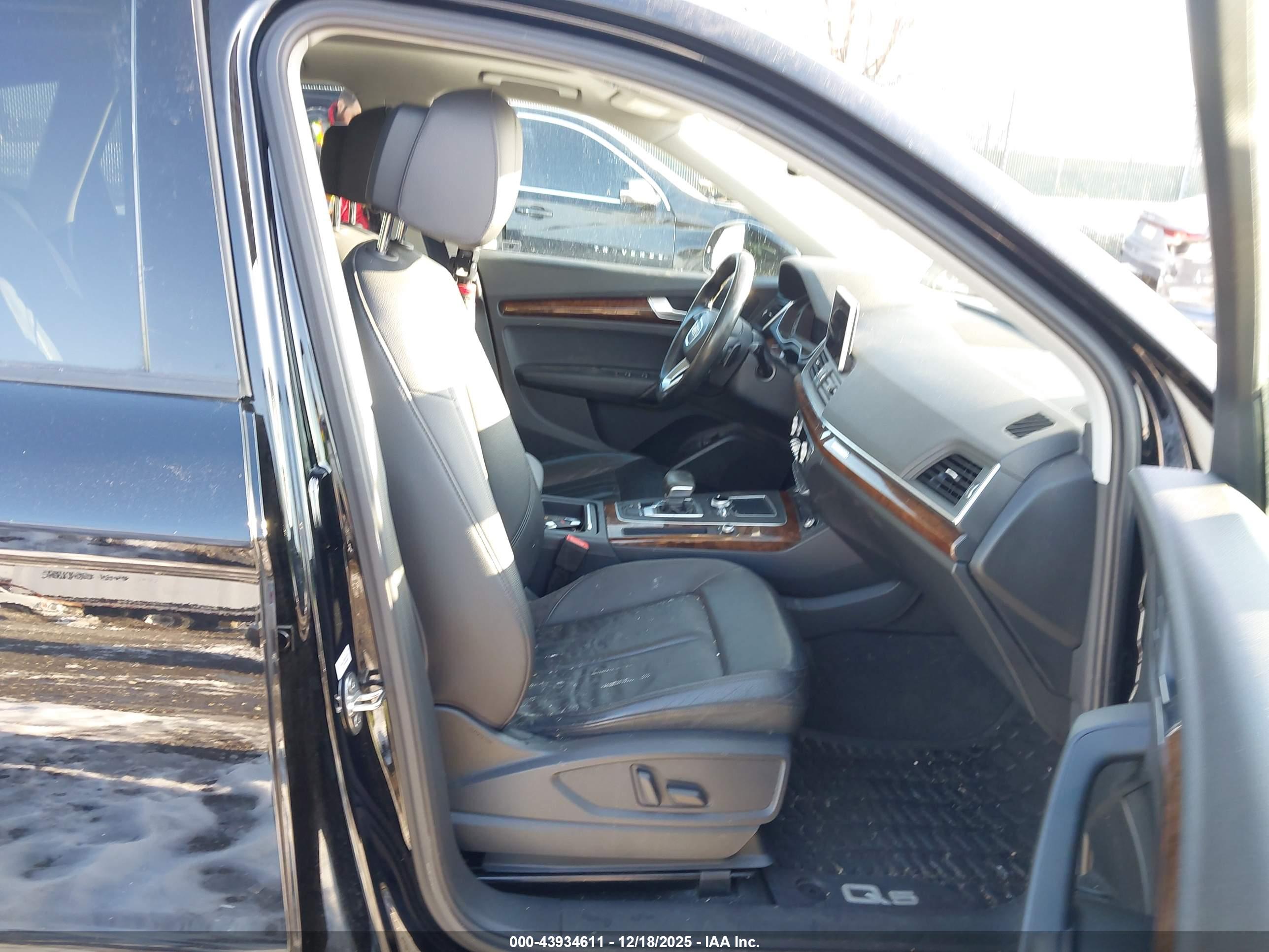 AUDI Q5 image 5