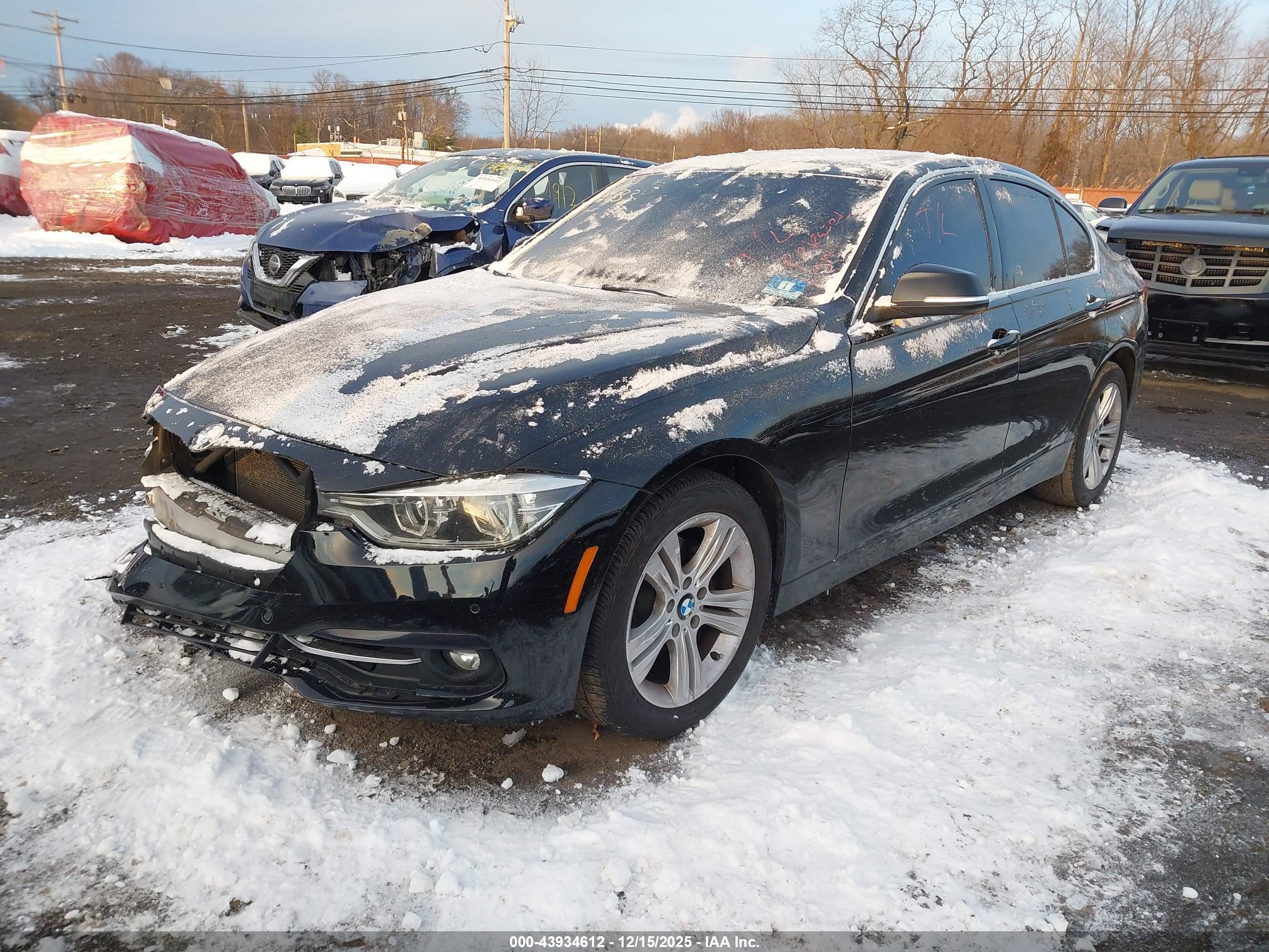 BMW 330I image 2