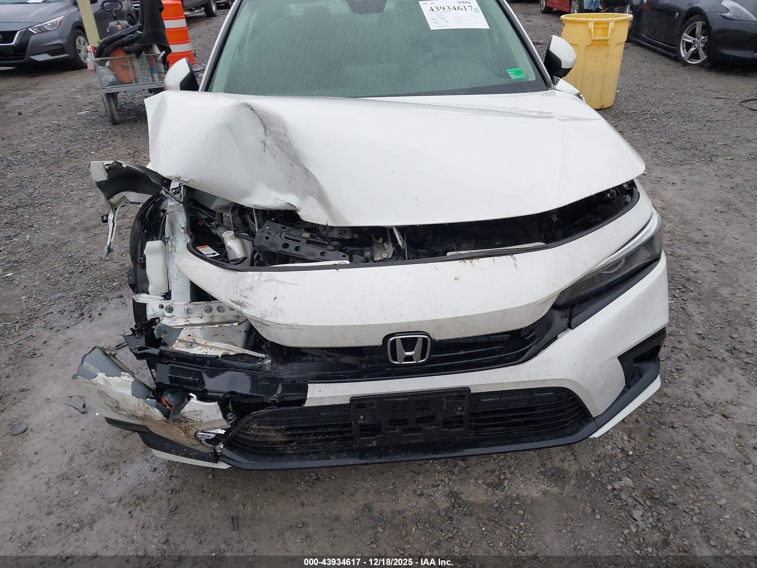 HONDA CIVIC image 6