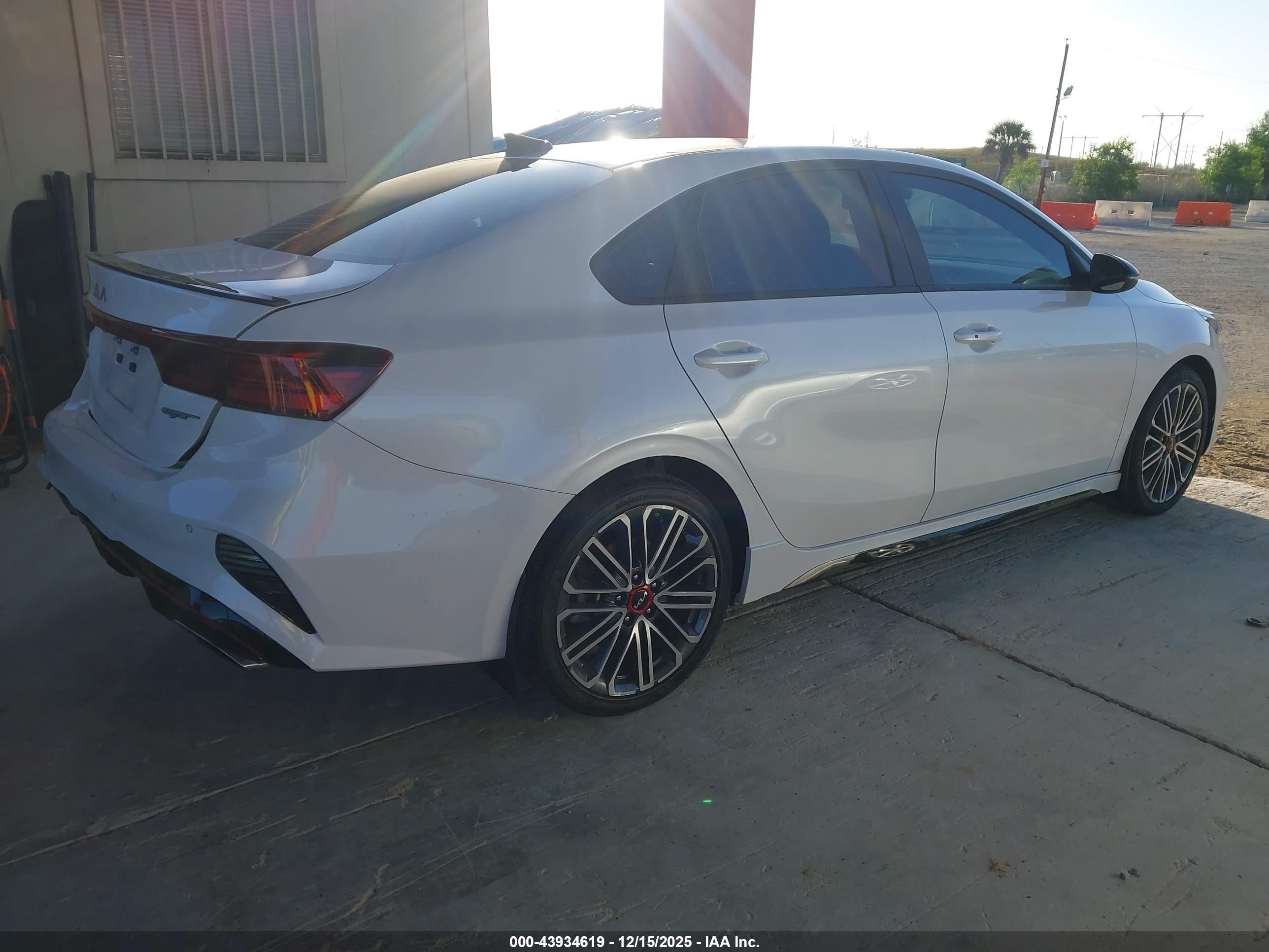 KIA FORTE image 4