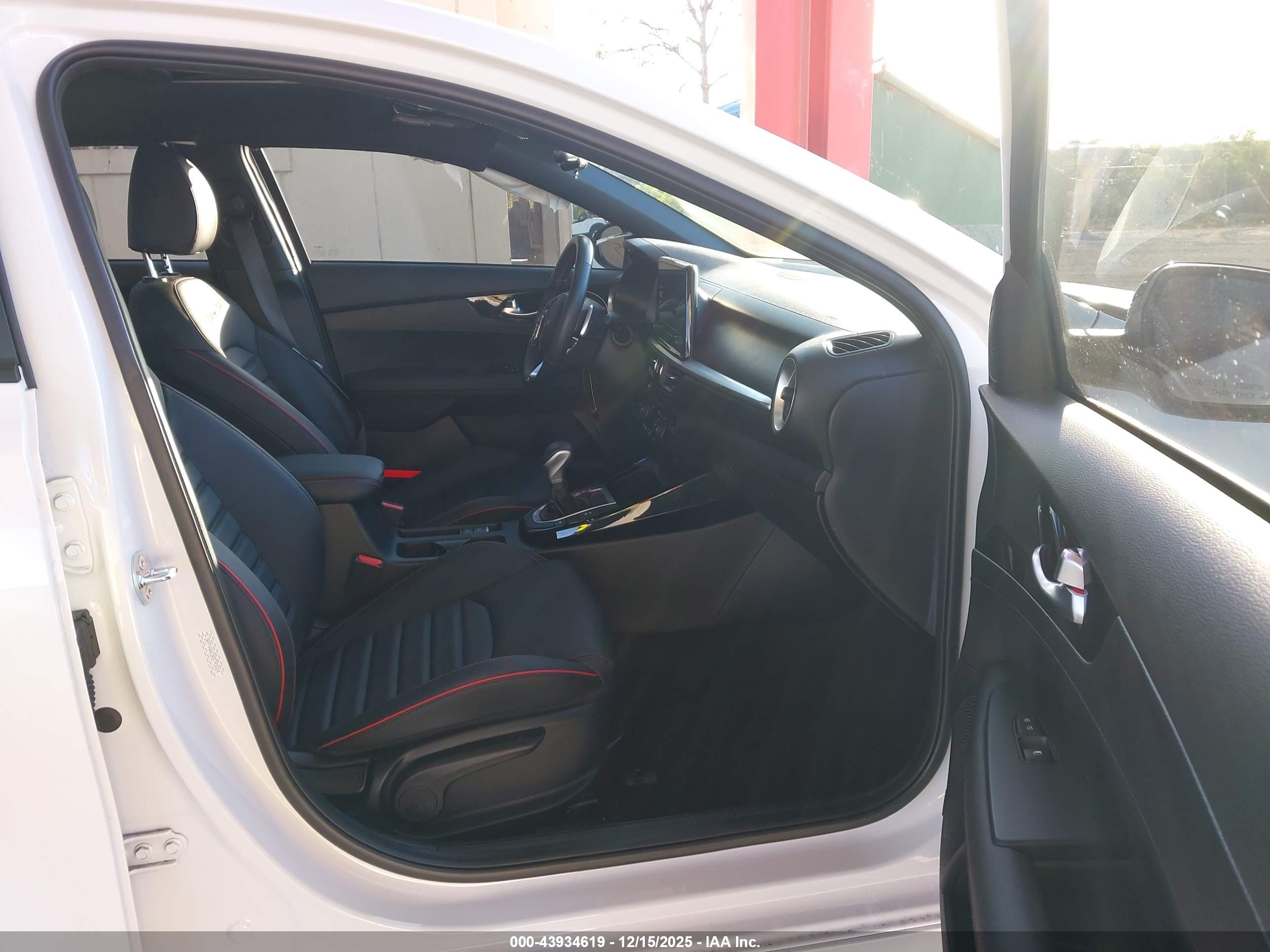 KIA FORTE image 5