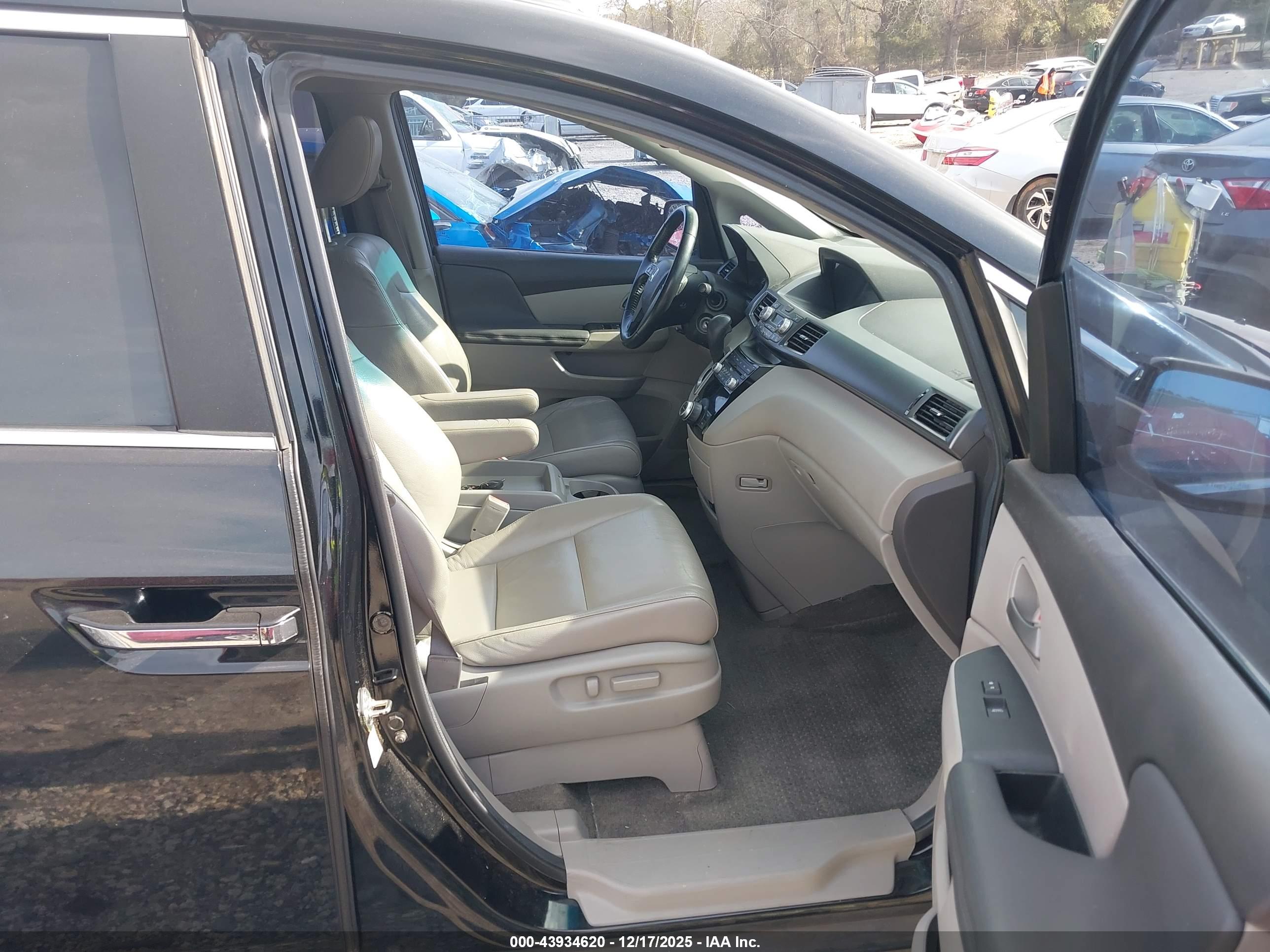HONDA ODYSSEY image 5