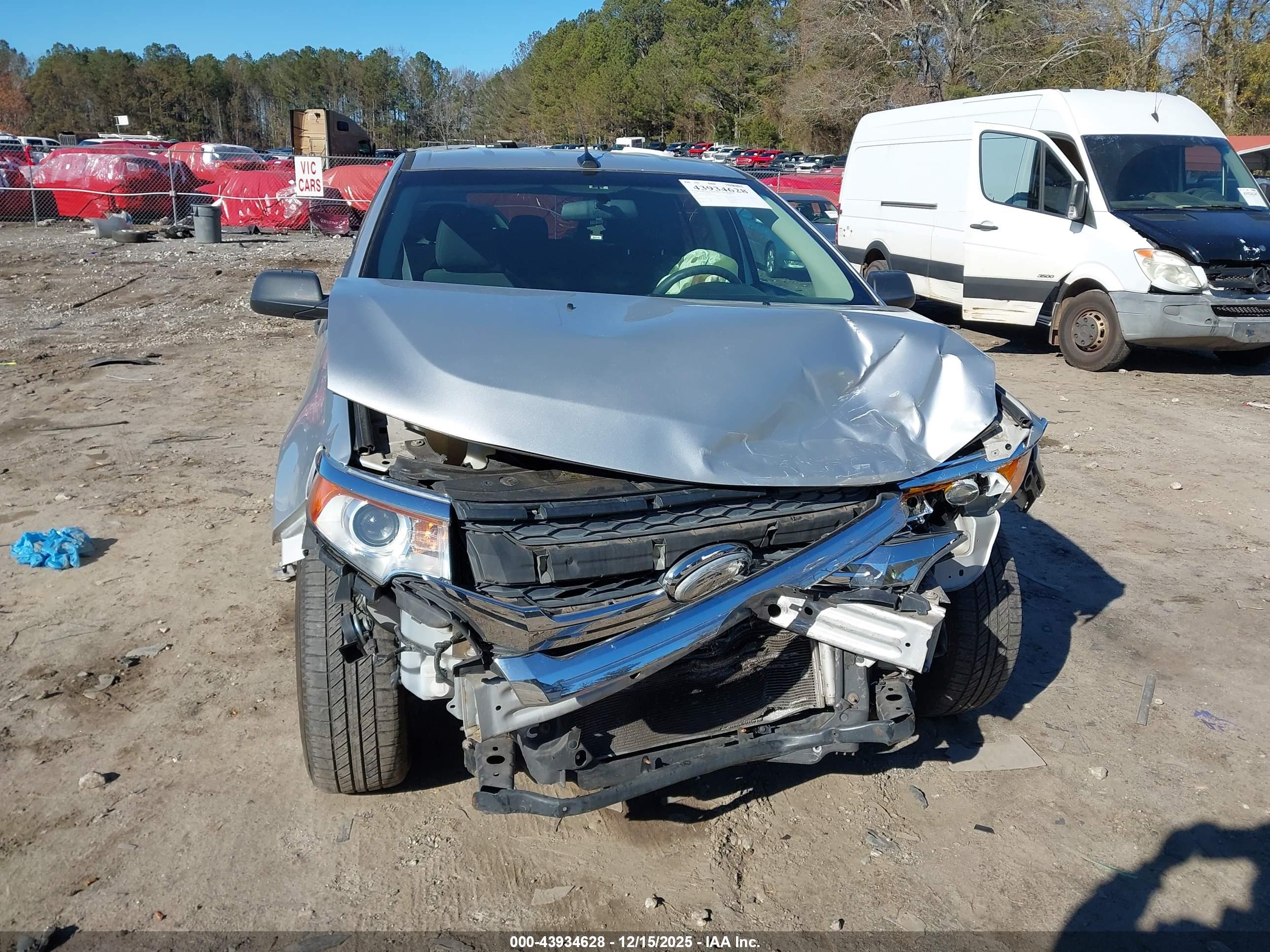 FORD EDGE image 6